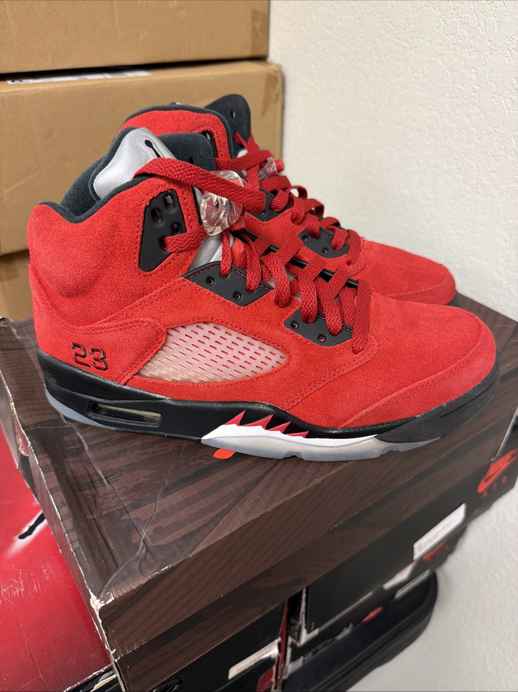 Air Jordan 5 Retro Red Suede Sneakers Size 8.5 DD0587-600