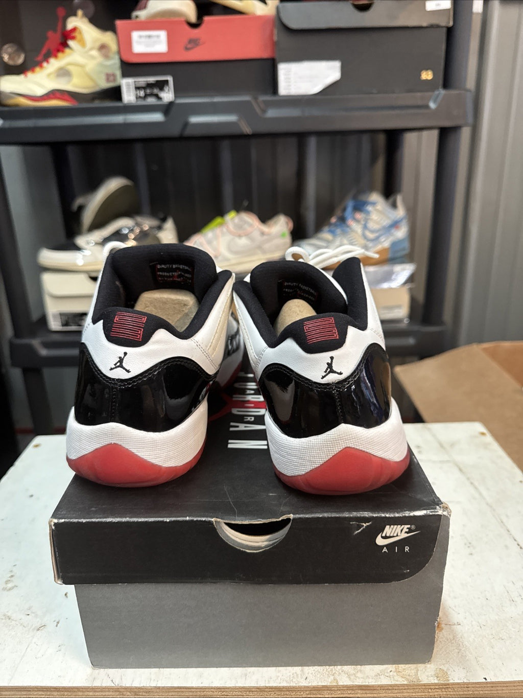 Air Jordan 11 Low GS Concord Bred White Sneakers 528896-160 Mens Size 7Y Used