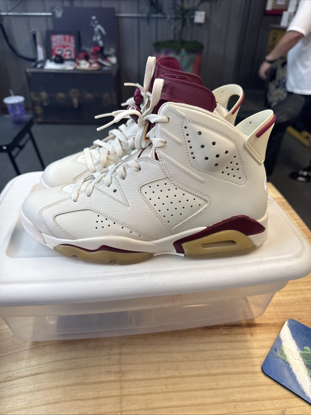 Size 9 - Air Jordan 6 Retro 2015 Maroon | Replacement Box