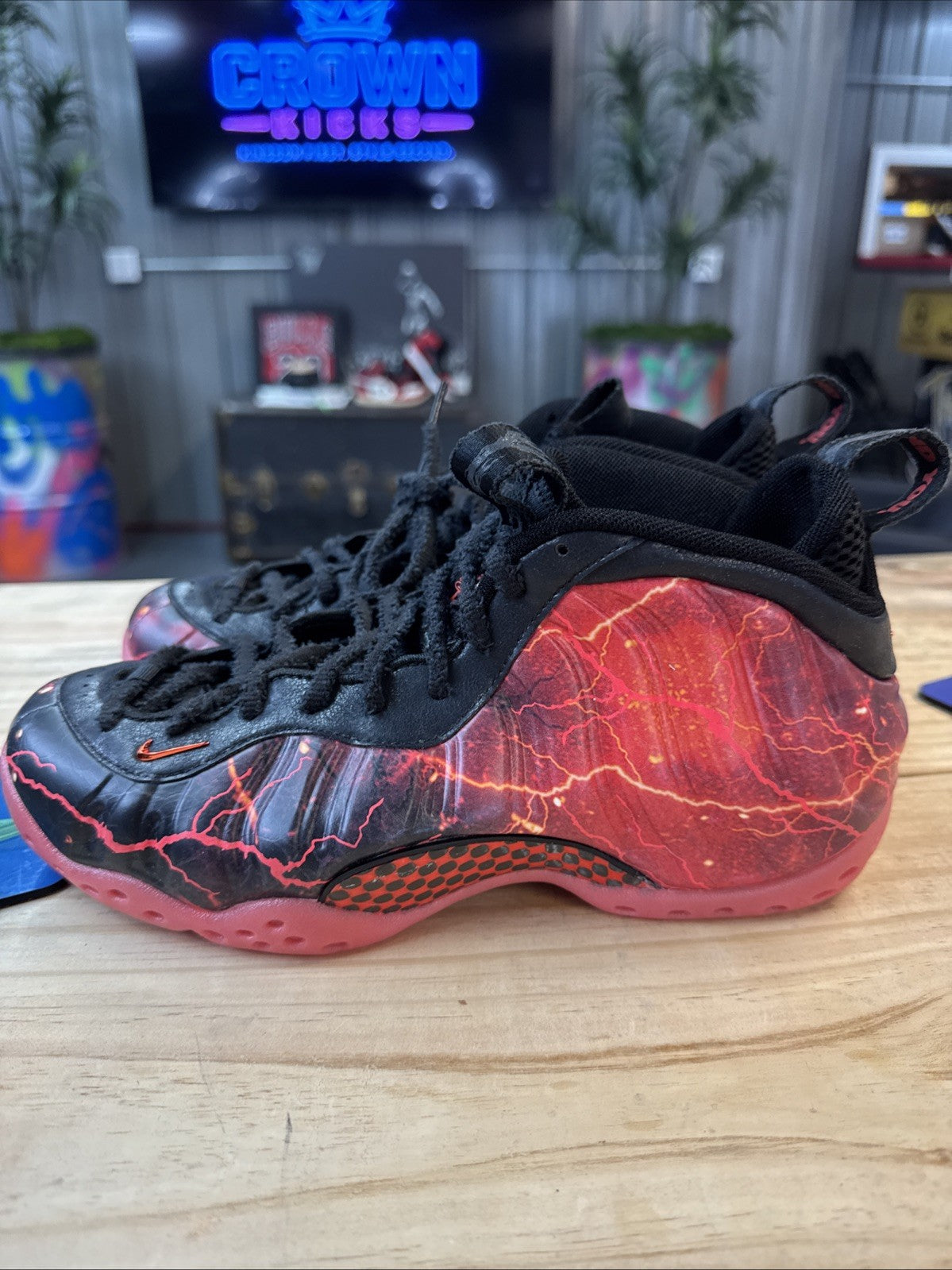 SIZE 7.5 - AIR FOAMPOSITE ONE STRANGER THINGS | TOPLESS OG BOX