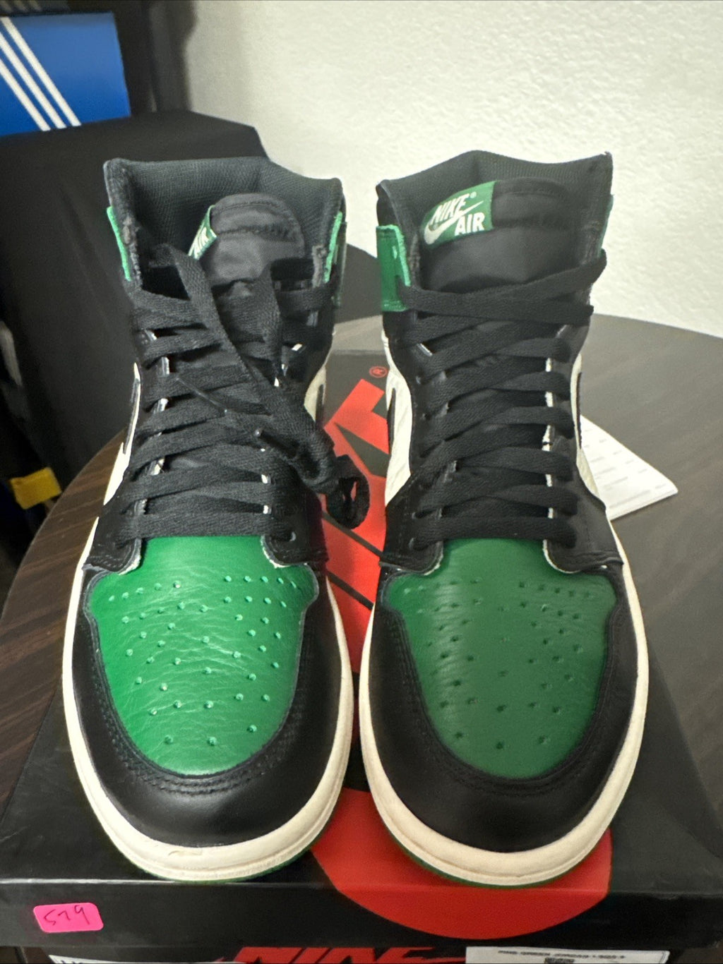 Air Jordan 1 Retro High Pine Green 2018 - Size 8 - (555088-302)
