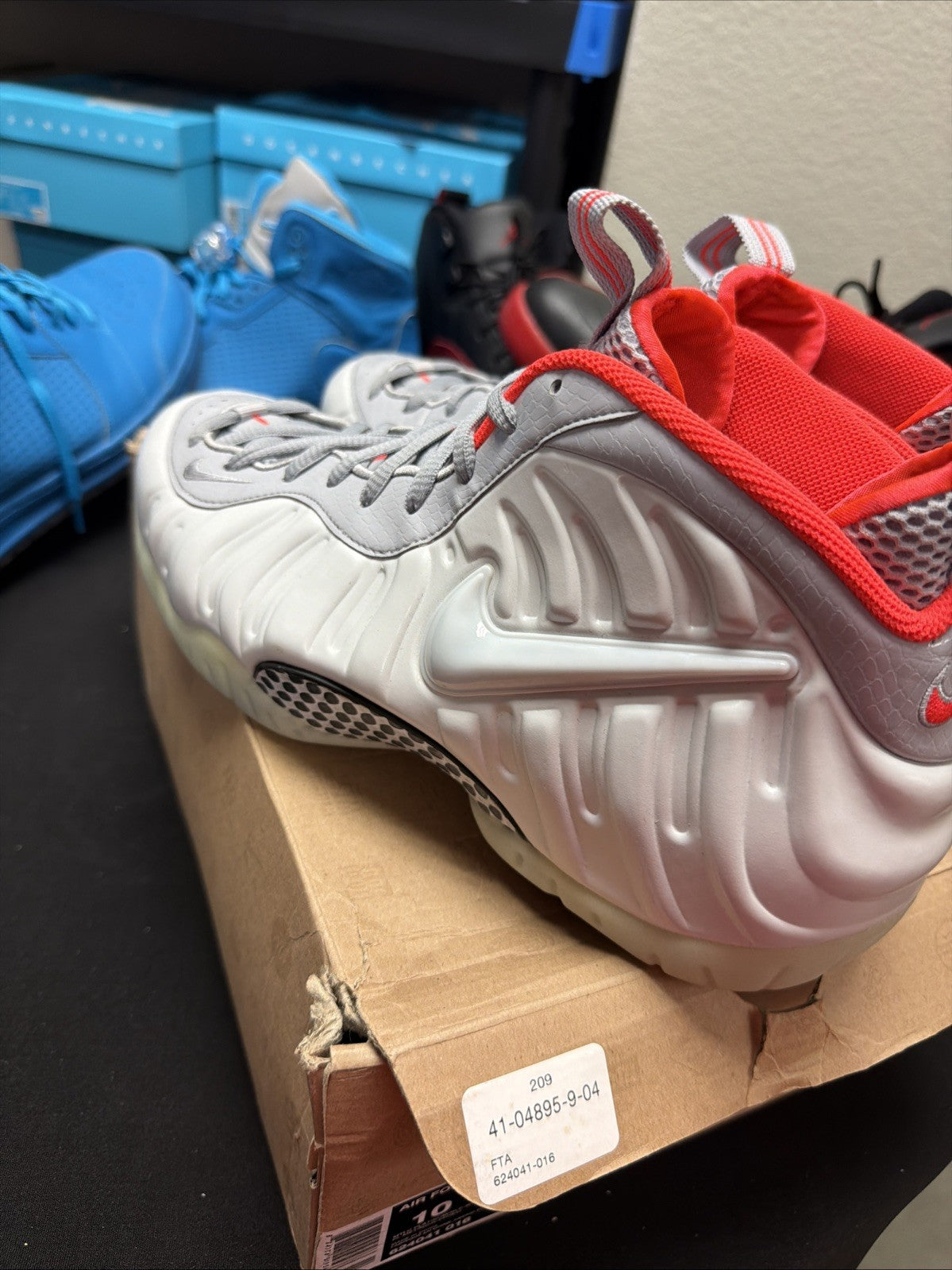 Nike Air Foamposite Pro Pure Platinum 2016 GLOW IN DARK  US. size 10