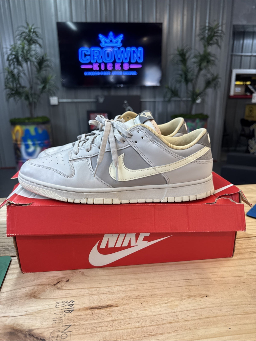Size 13 - Nike Dunk Low Retro Light Bone Wild Mango