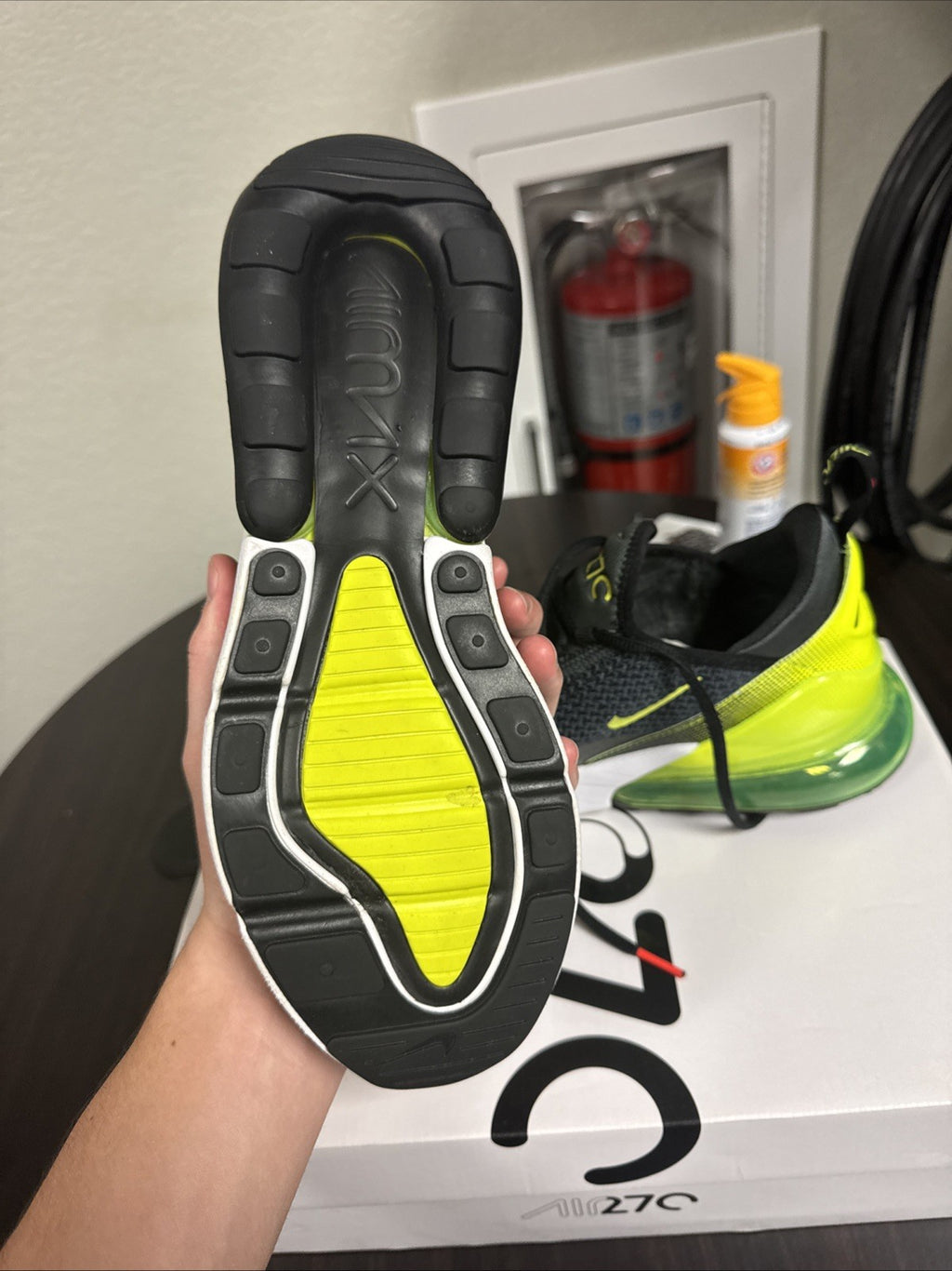 Nike AirMax 270 Neon Collection Sneakers Size 8
