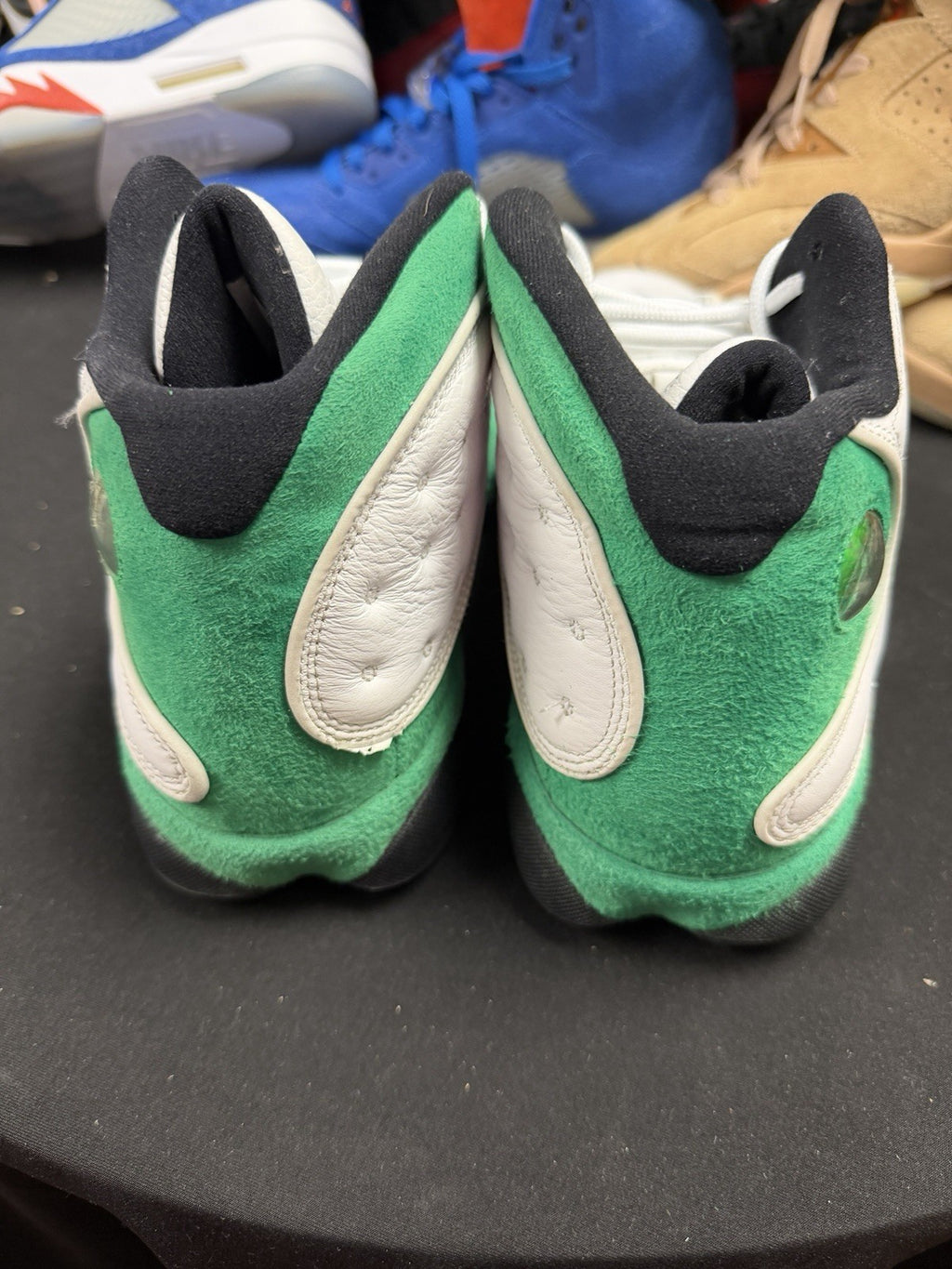 Jordan 13 lucky green size 11 (201)