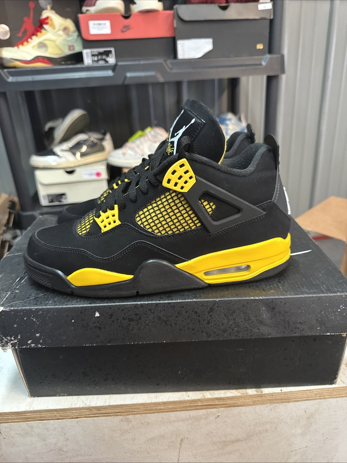 Size 10 - Jordan 4 Retro Mid Thunder | Worn Once