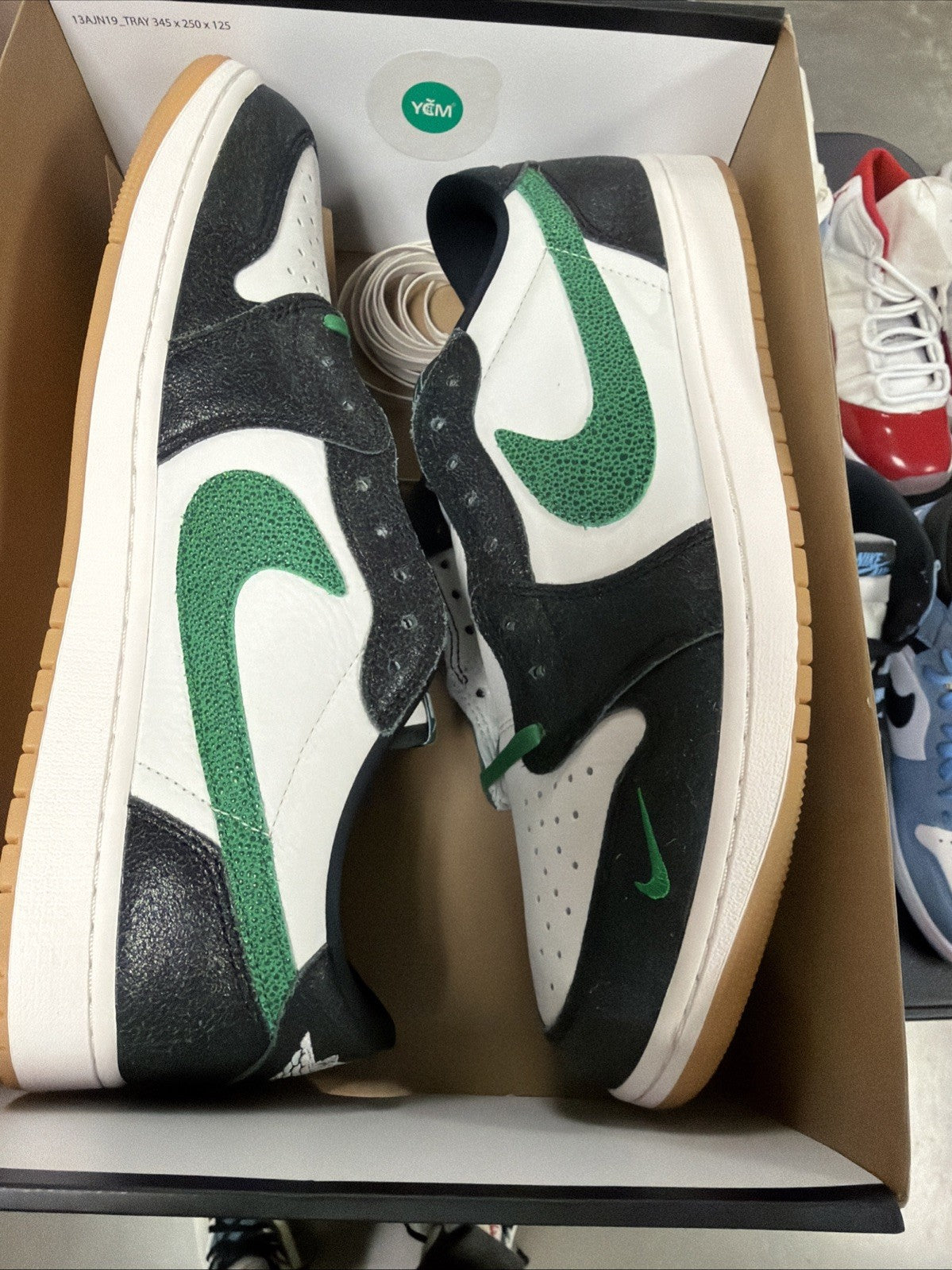 Jordan Air Jordan 1 Retro Low OG 'Phantom and Pine Green' (Black)