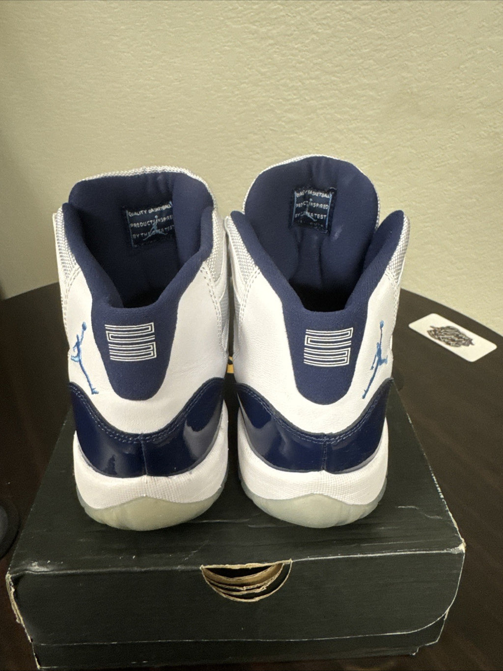 Nike Air Jordan 11 XI Retro Youth Win Like 82 White Blue Size 5Y | Worn Once