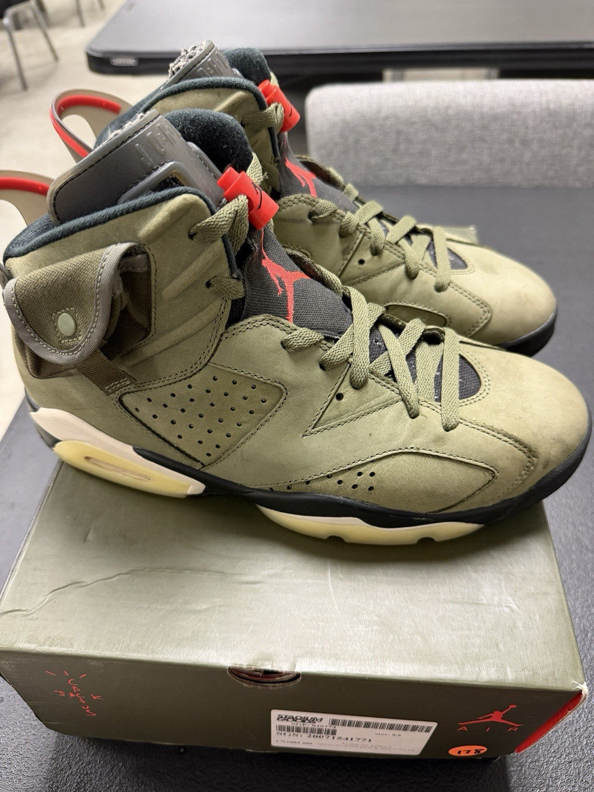 Jordan Air Jordan 6 Retro Travis Scott Olive 2019 CN1084-200 Men's Sneaker