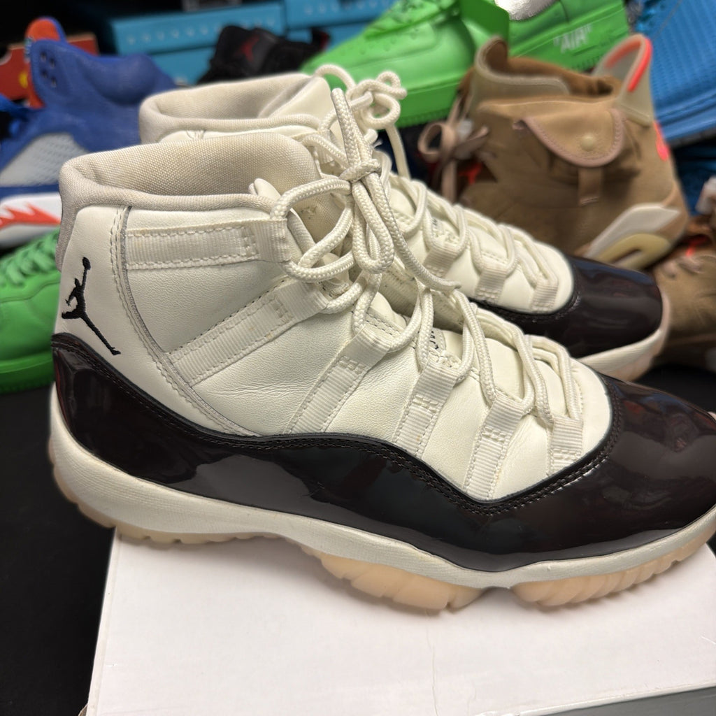 Nike Air Jordan 11 Neapolitan Sail Velvet Brown Atmosphere AR0715-101 Women 7.5