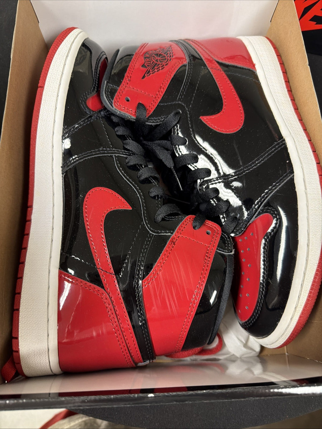 Air Jordan 1 Retro High OG Patent Bred Size 9 (555088 063)