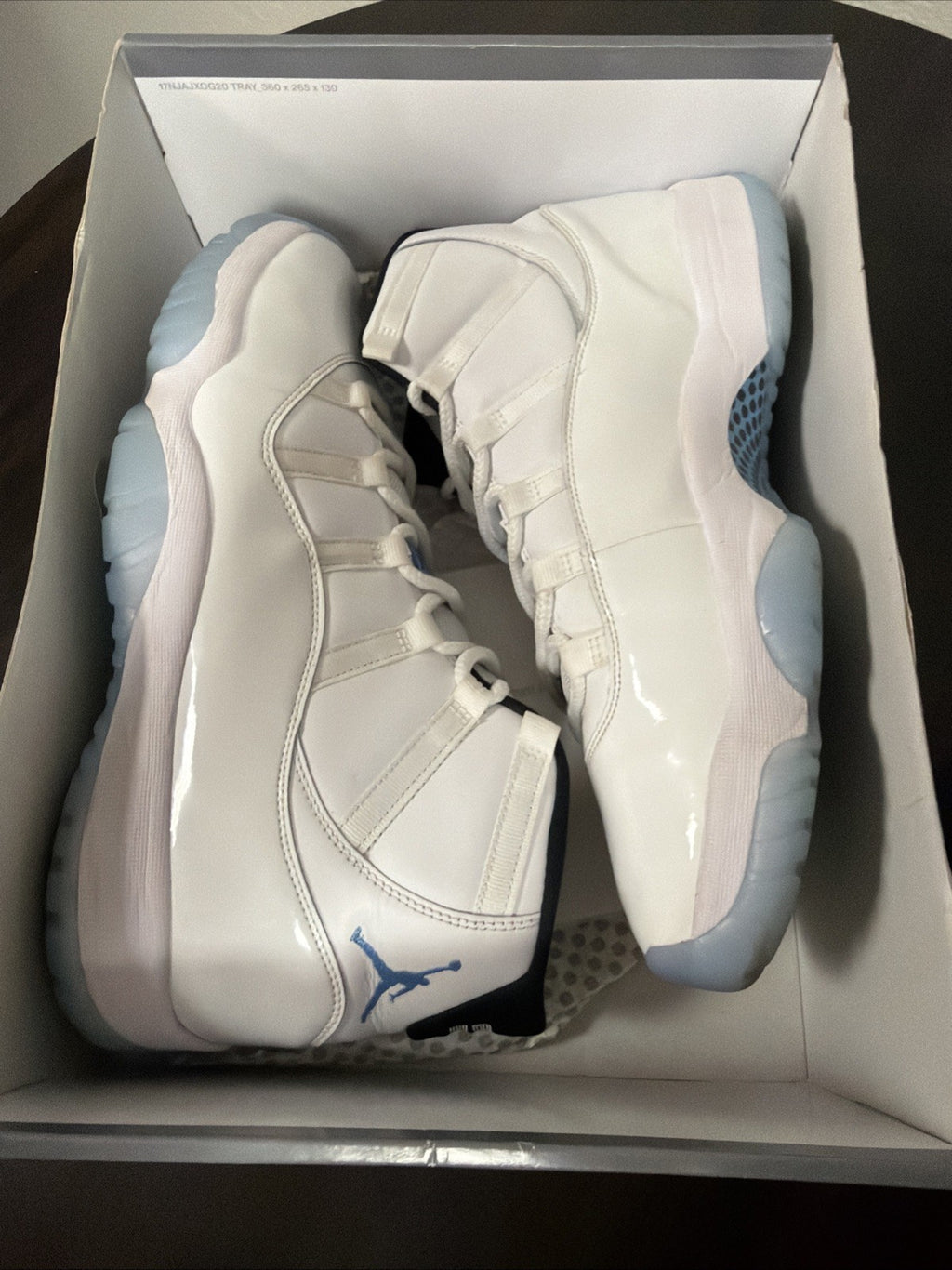 Air Jordan 11  Retro "Legend Blue" CT8012-104  Mens Size 13 .2024