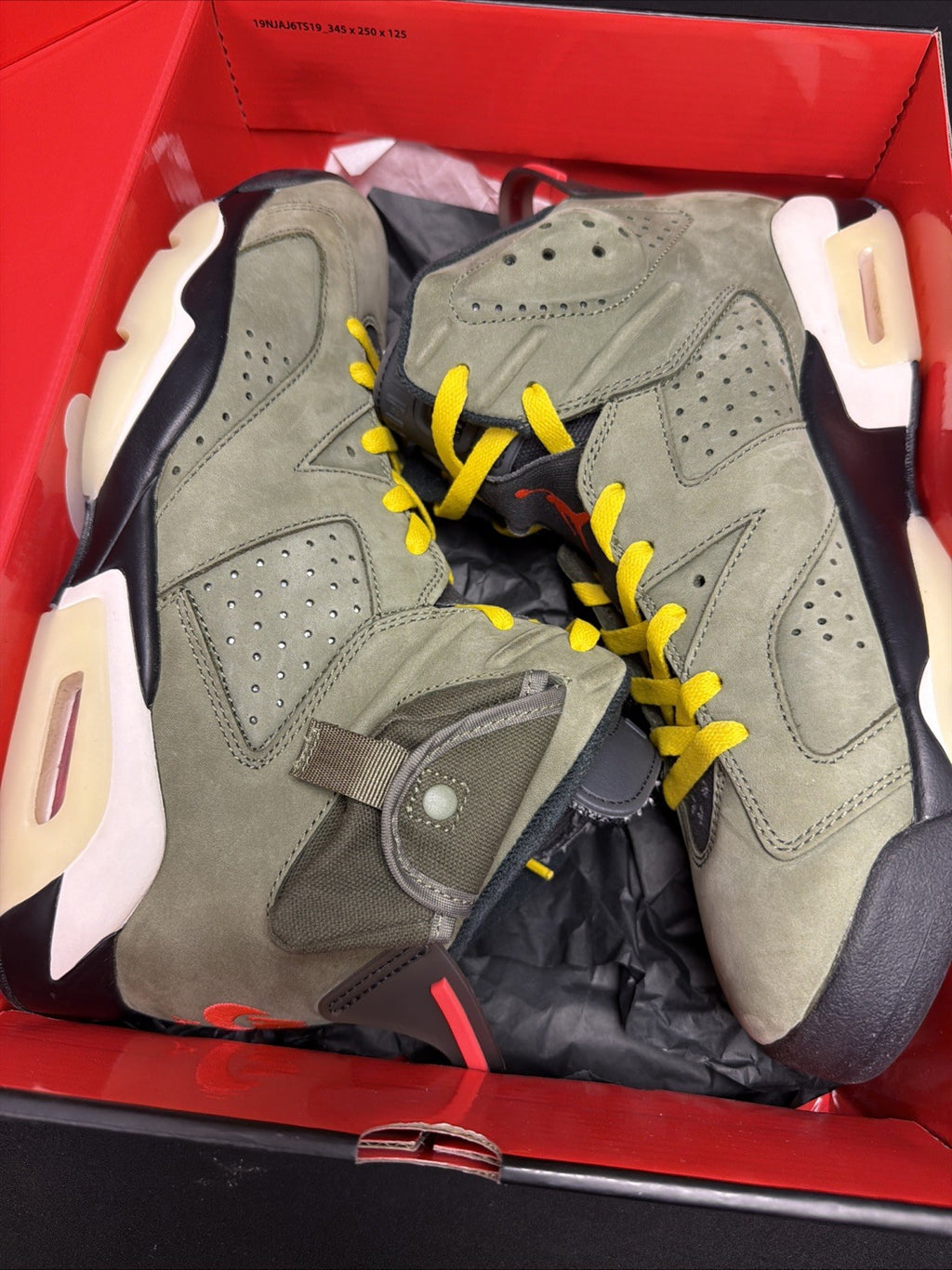 Size 10.5 - Travis Scott x Jordan 6 Retro Olive