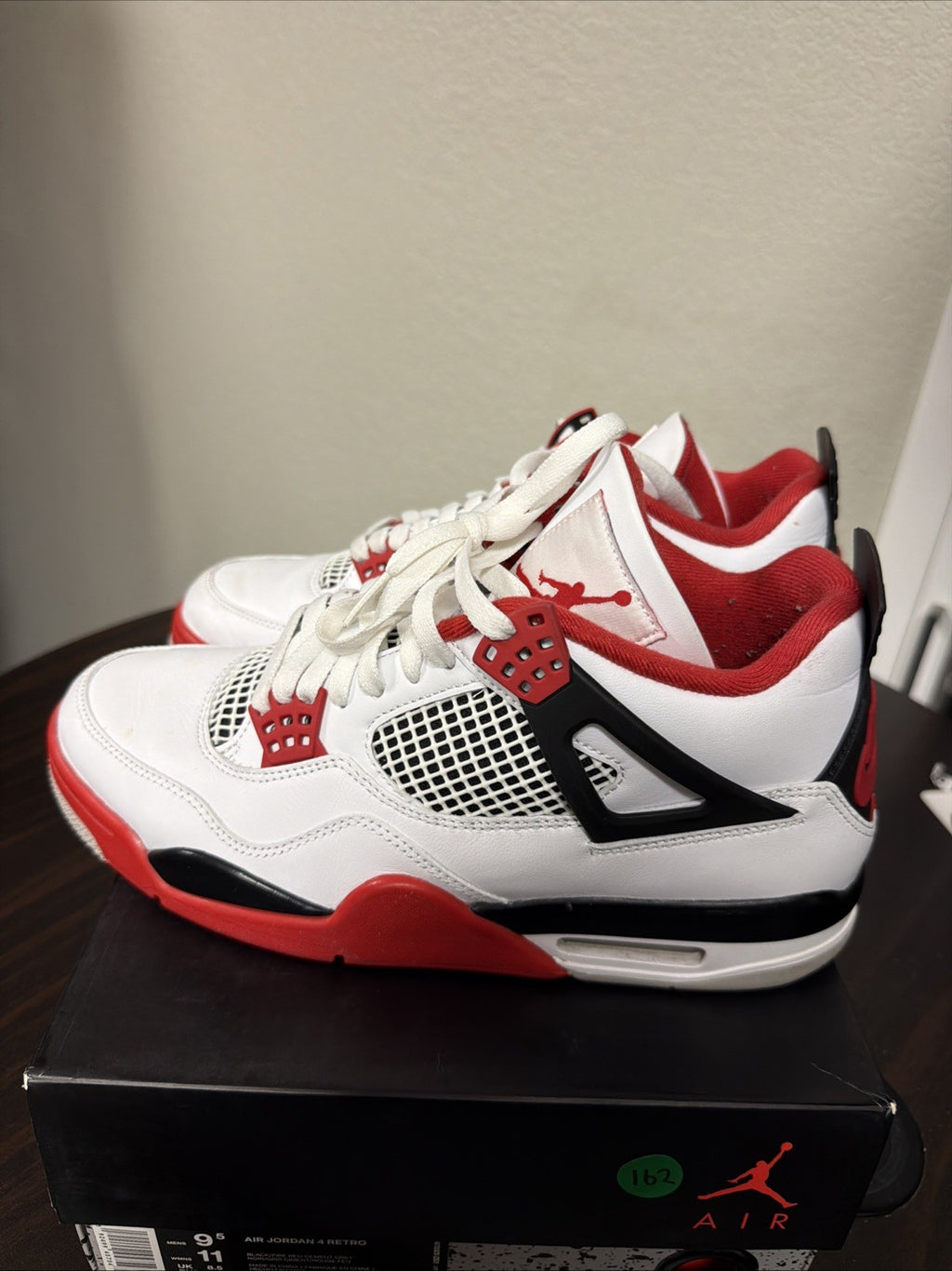 Size 9.5 - Jordan 4 Retro OG Mid Bred 2019