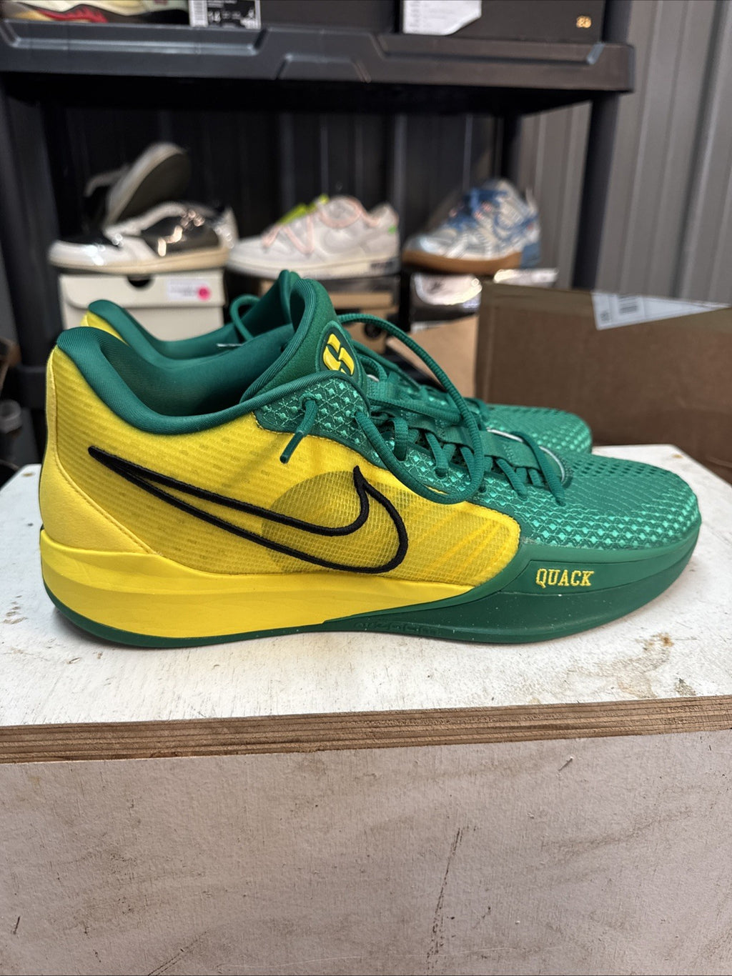 Nike Sabrina 1 The Debut Oregon Ducks Basketball Men 14 Women 15.5 | Topless Box