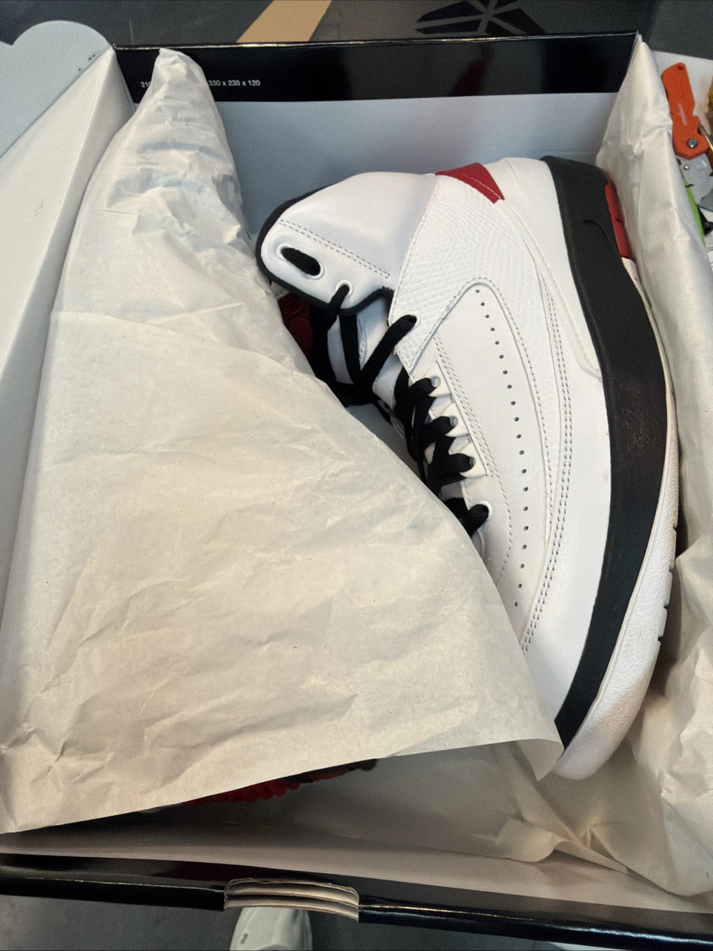 Nike Air Jordan 2 Retro OG Chicago White/Varsity Red/Black DX2454-106 sz 8.5
