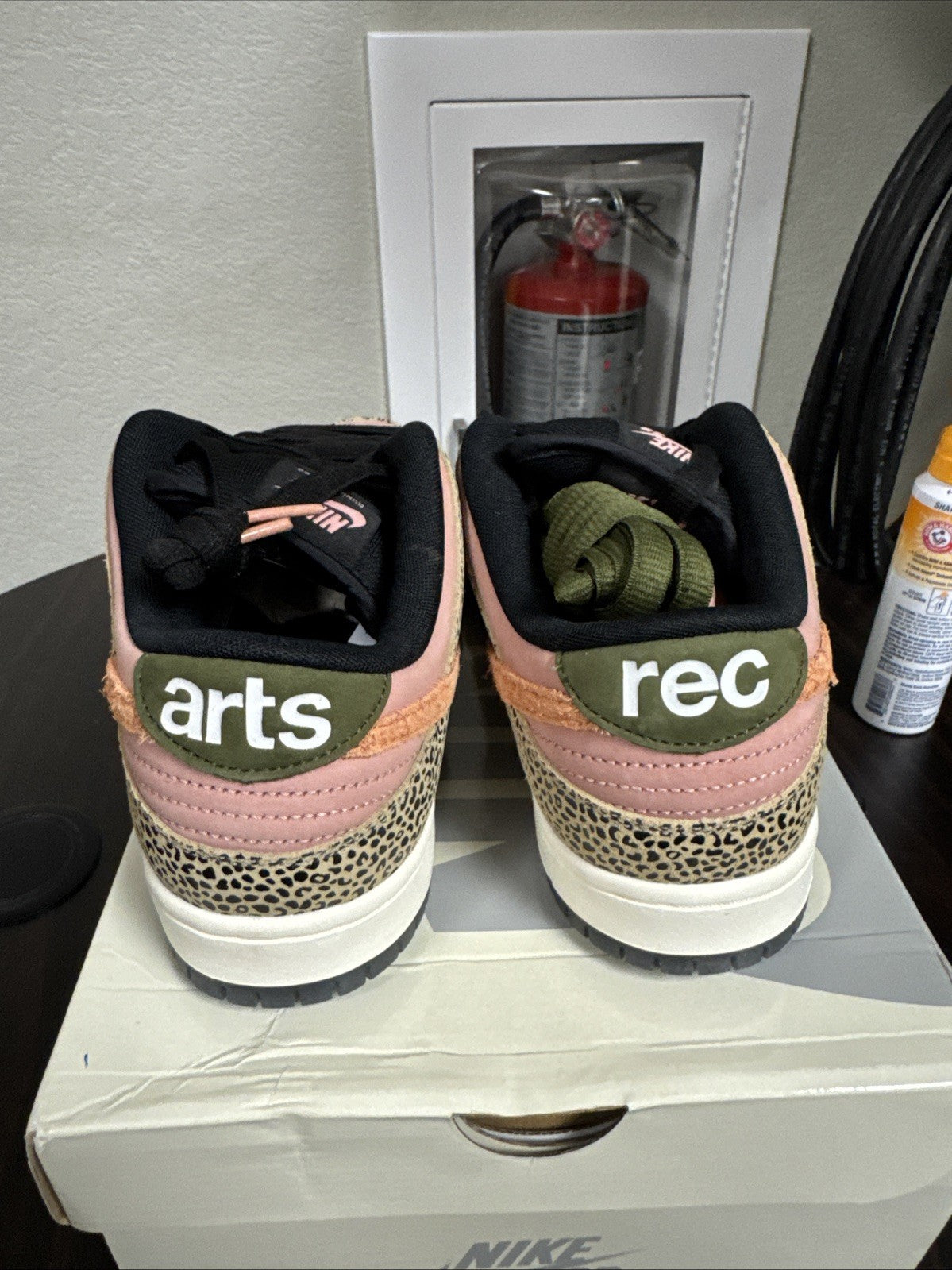 Size 9.5 - Nike SB Dunk Low Pro Arts-Rec Rust Pink Rough Green