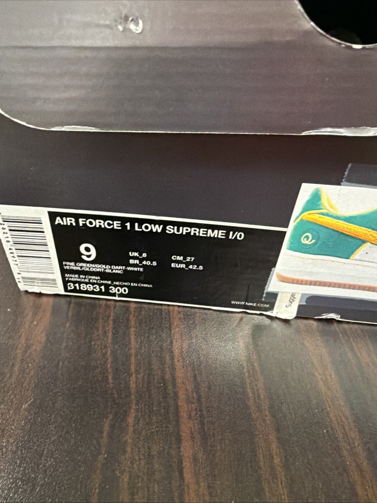 QUEENS AIR FORCE ONE *LIMITED EDITION**CLARK KENT SNEAKERS*