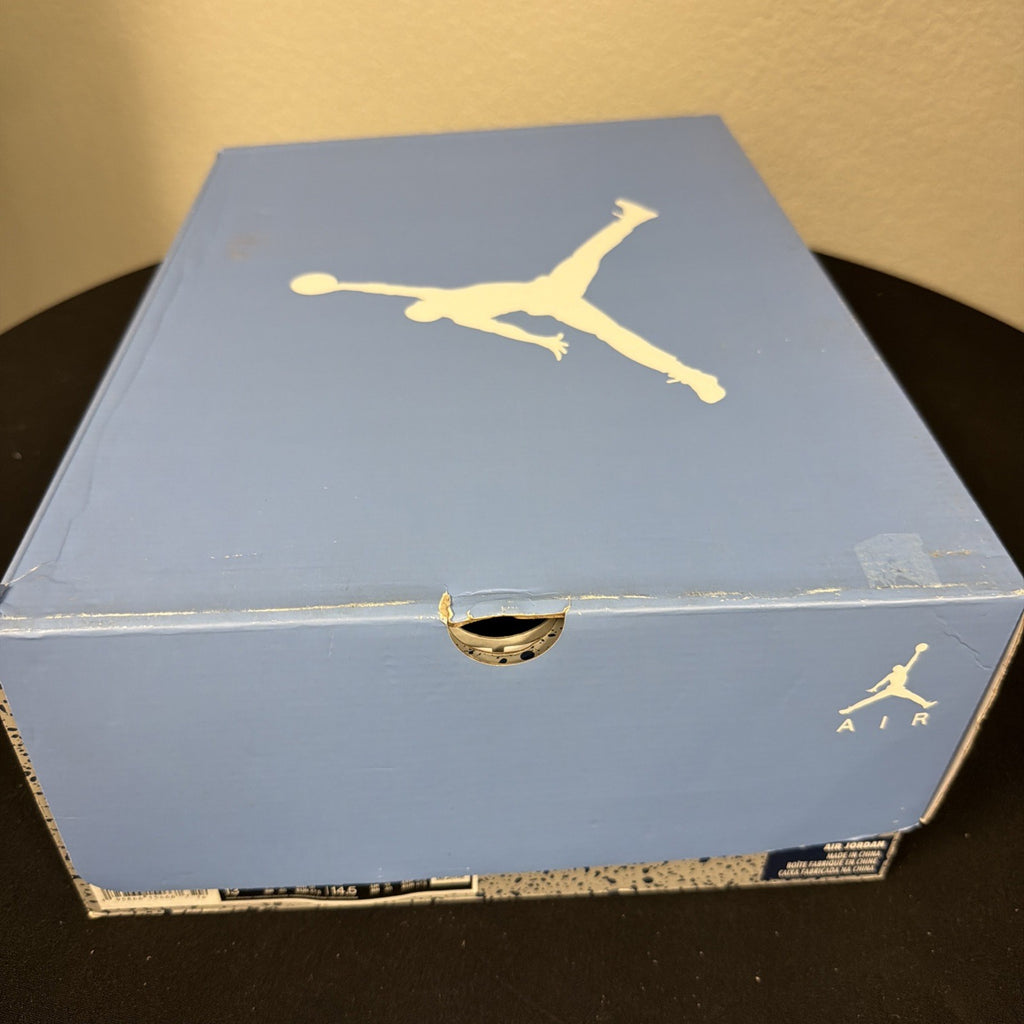Worn Size 13 Men Air Jordan 6 Retro UNC CT8529-410 North Carolina