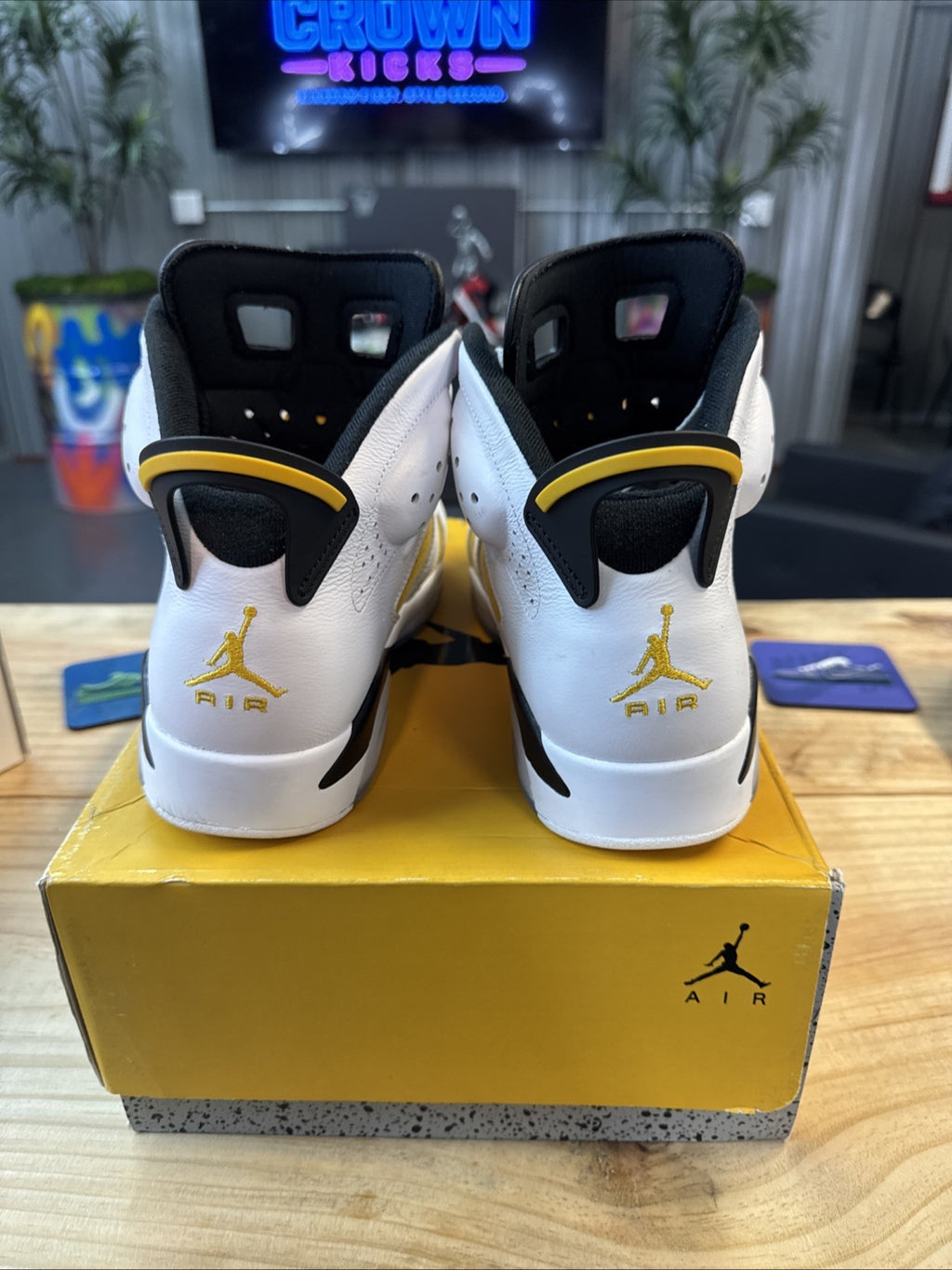 Size 10.5 - Nike Air Jordan 6 Retro Yellow Ochre
