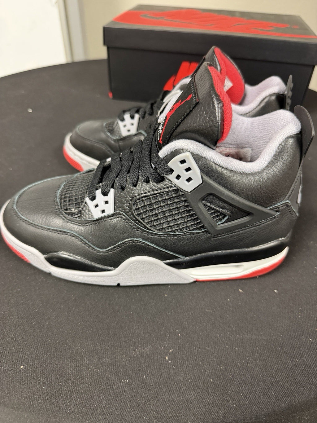 AIR JORDAN 4 Bred reimagined 2024 (GS) size 5