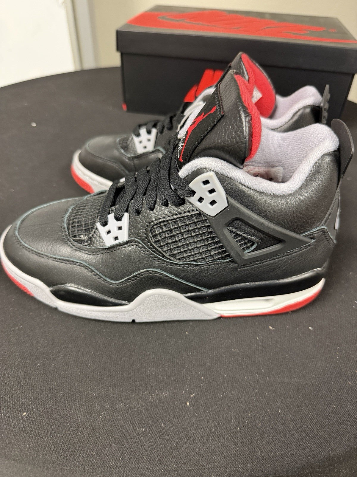 AIR JORDAN 4 Bred reimagined 2024 (GS) size 5
