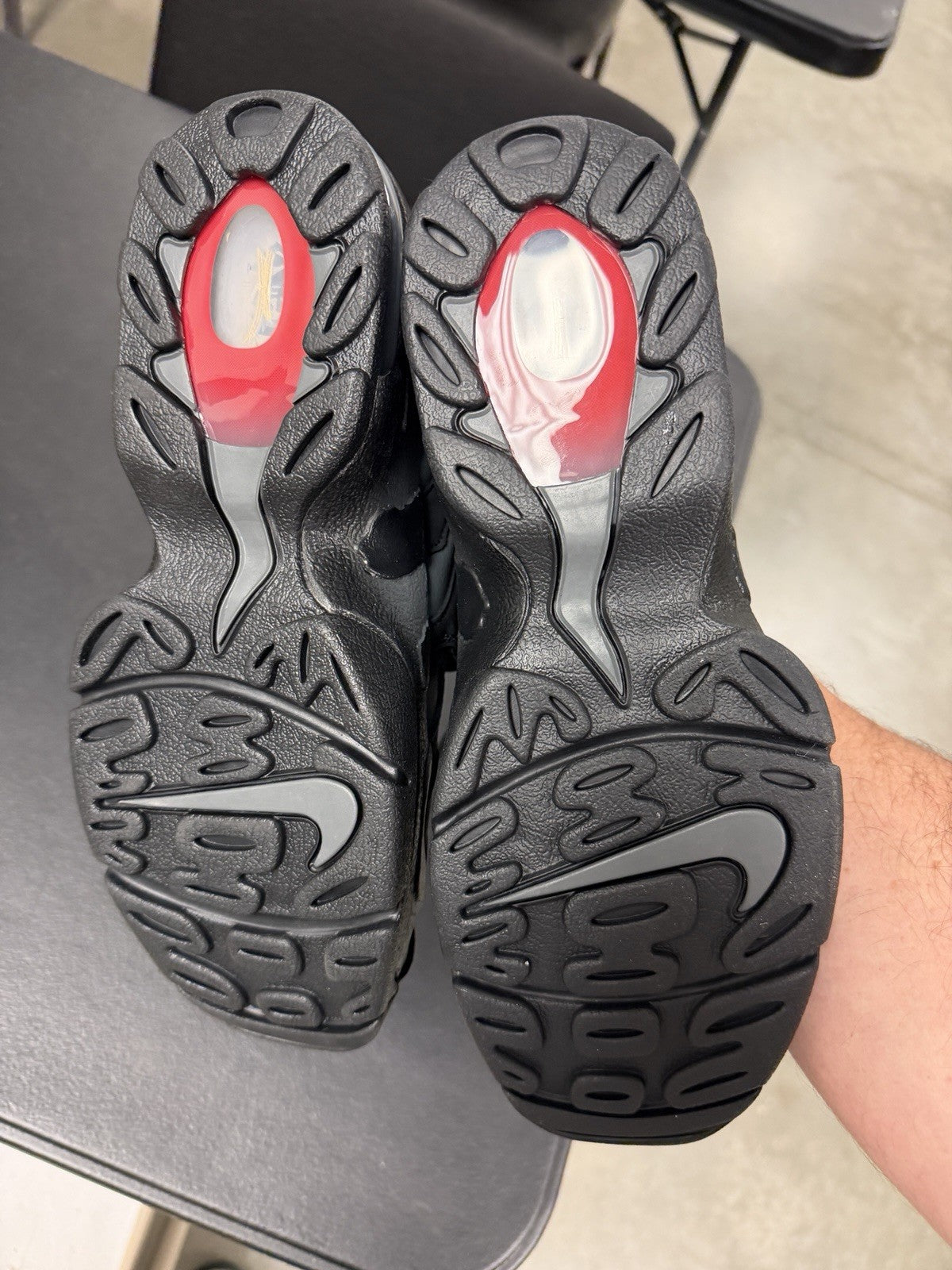 Nike Air DT Max 96 Falcons - Black/White/Anthracite/Red - PRISTINE -