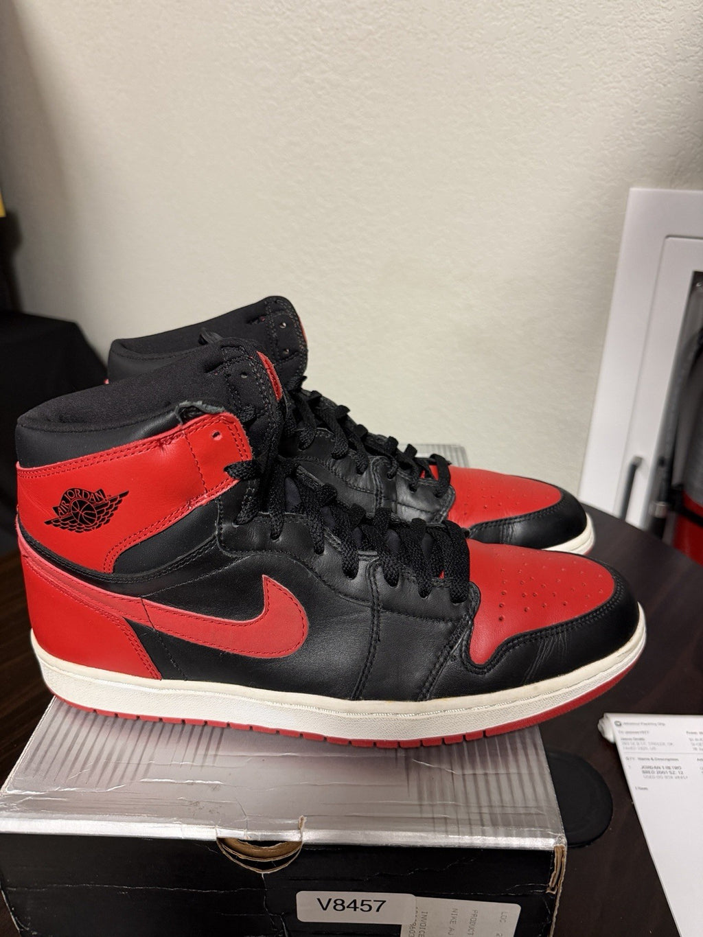 Size 12 - Air Jordan 1 Retro 2001 Bred VNDS