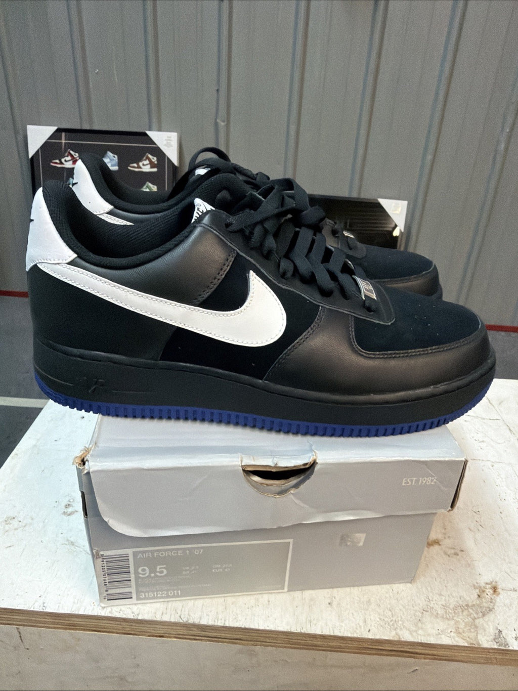 Nike Air Force 1 '07 Rare "Black Old Royal" (2008) Mens 9.5 EUC