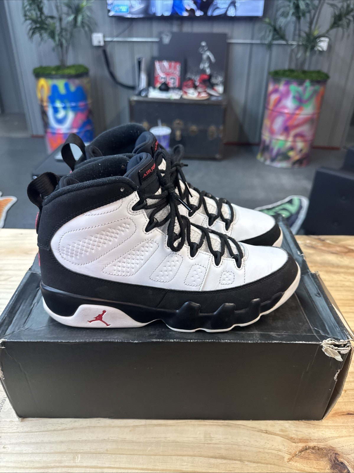 Size 9.5 - Jordan 9 Retro OG 2016