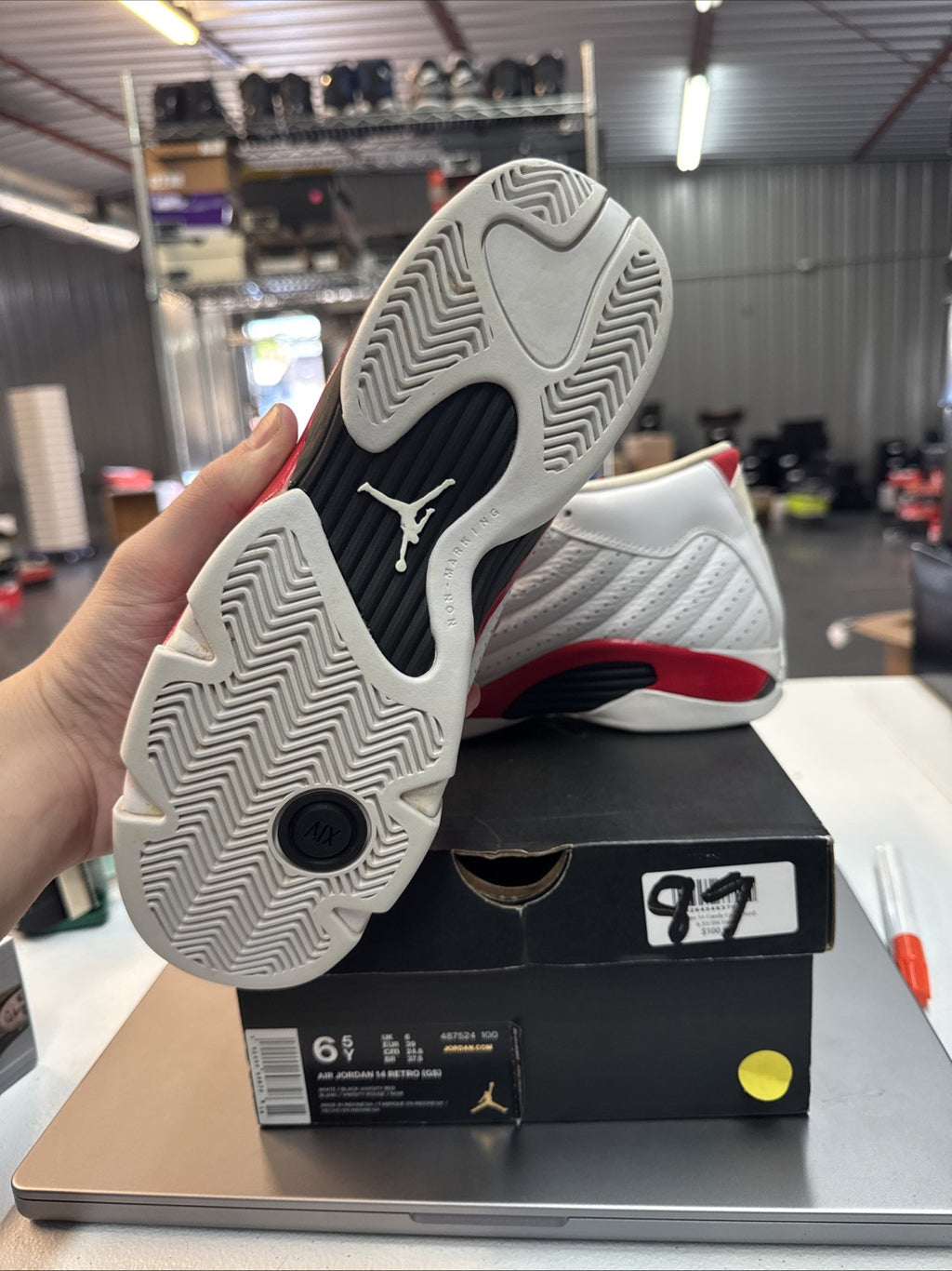 Size 6.5 Y Nike Air Jordan 14 XIV Retro GS Candy Cane Sneakers