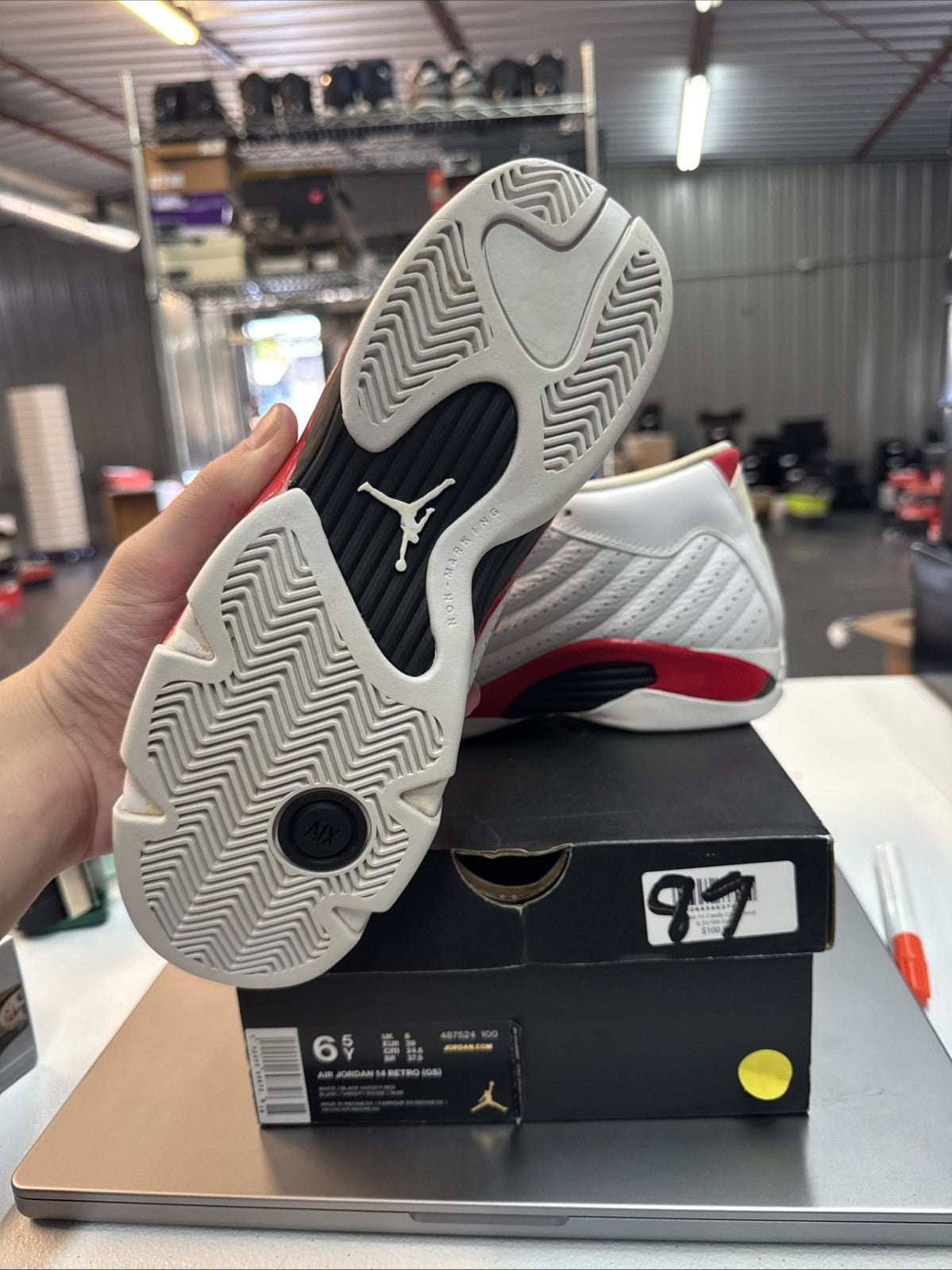 Size 6.5 Y Nike Air Jordan 14 XIV Retro GS Candy Cane Sneakers