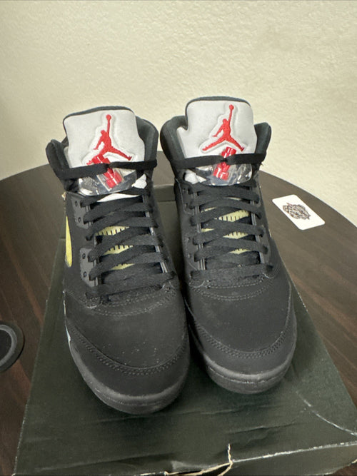 2016 jordan black metallic 5 size 5y