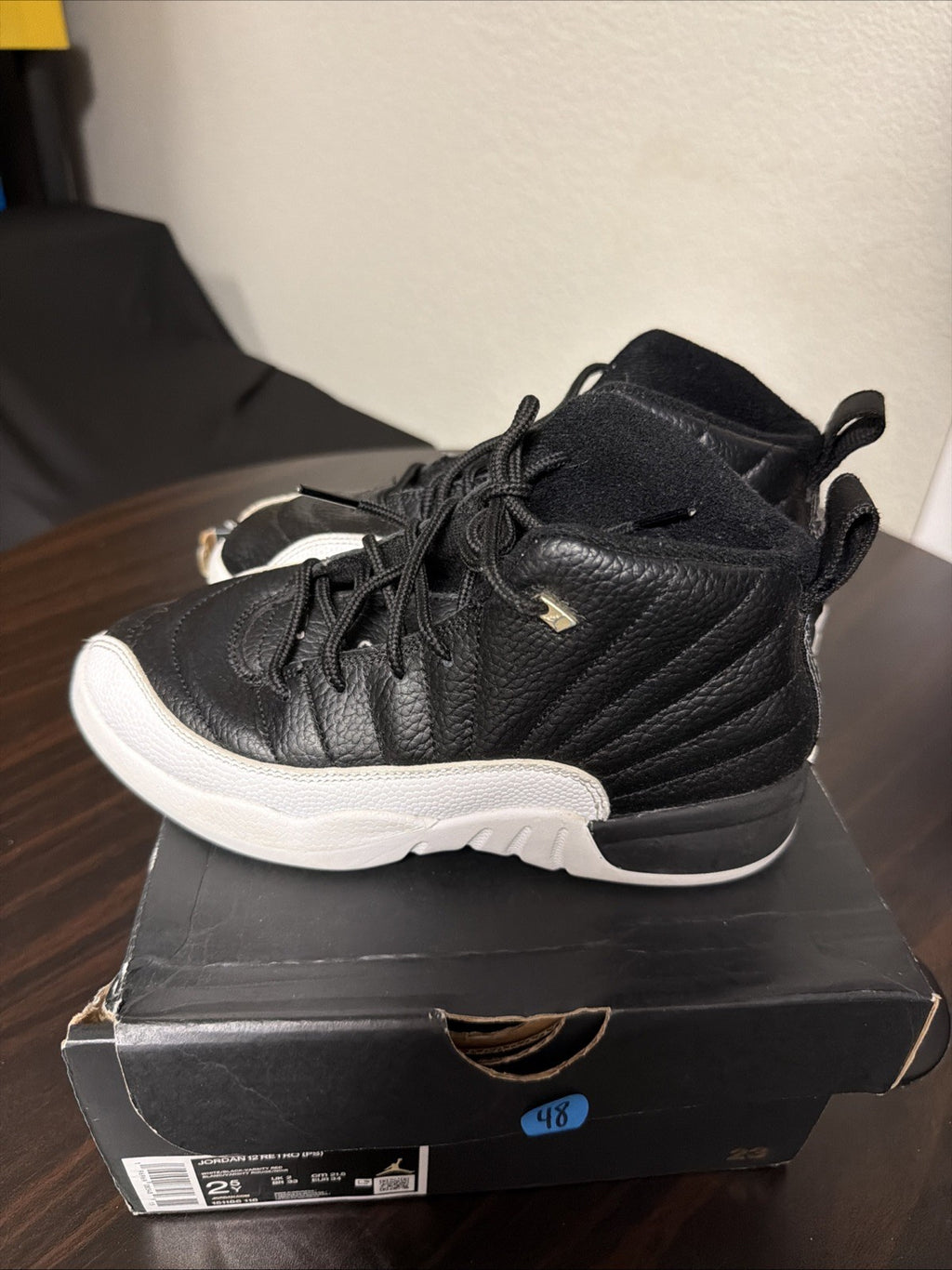 Air Jordan 12 Retro Playoff  2022 GS Size 2.5y (6W) 153265-006 *In Hand* Black