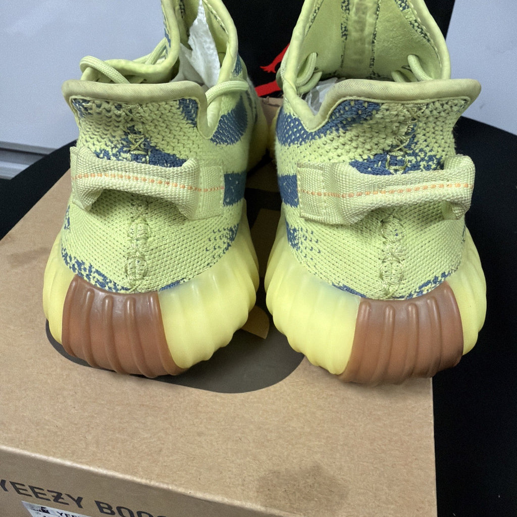Size 10 adidas Yeezy Boost 350 V2 Low Semi Frozen Yellow Sneaker Brand New