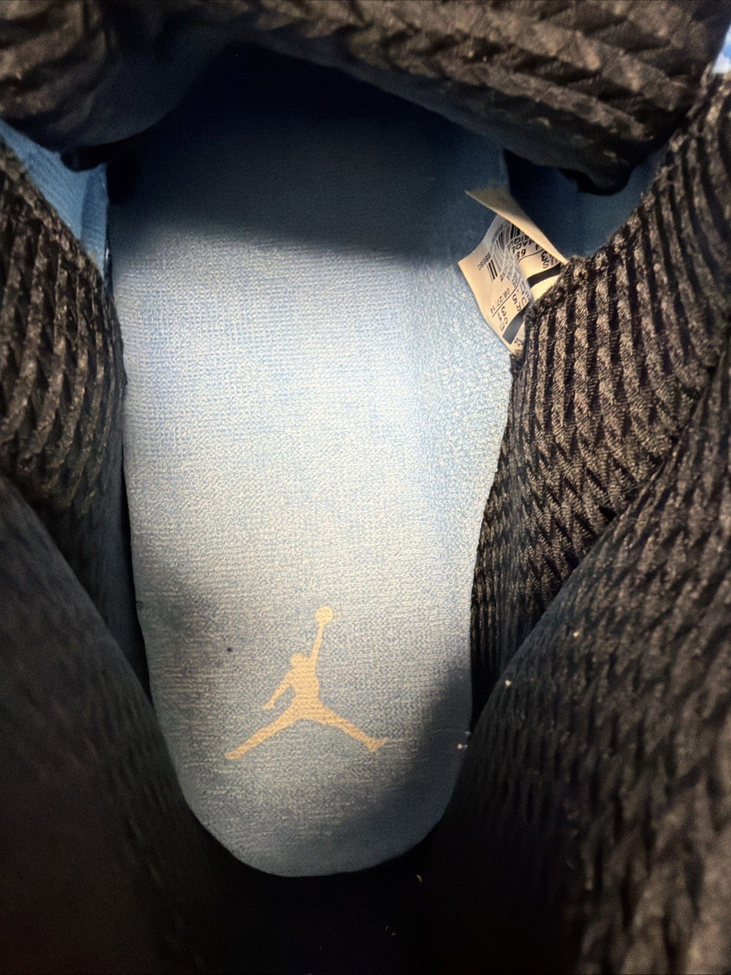 😱Size 13 - Jordan 11 Retro Pantone 2014😱
