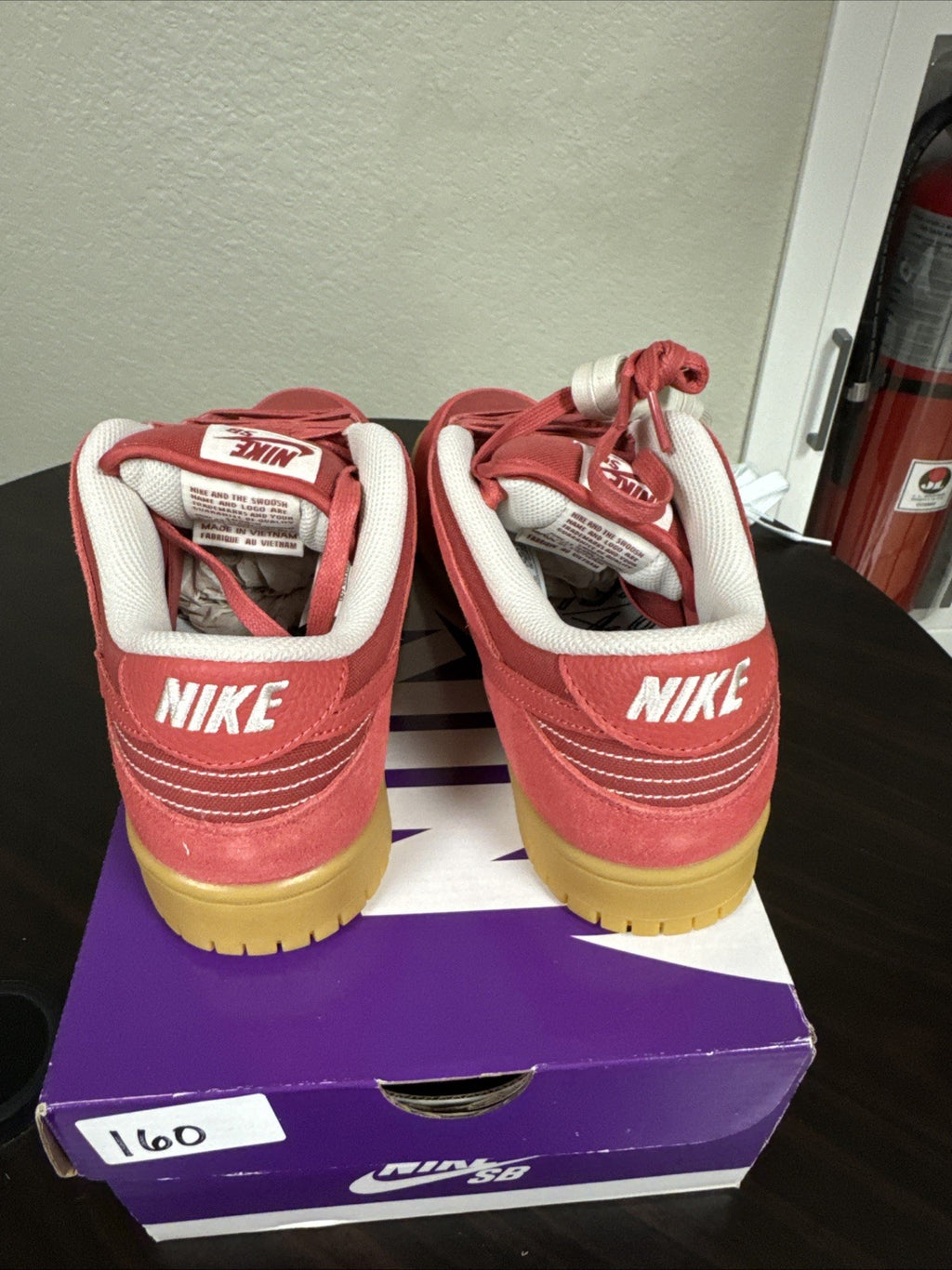 [DV5429-600] Mens Nike SB DUNK LOW 'ADOBE'