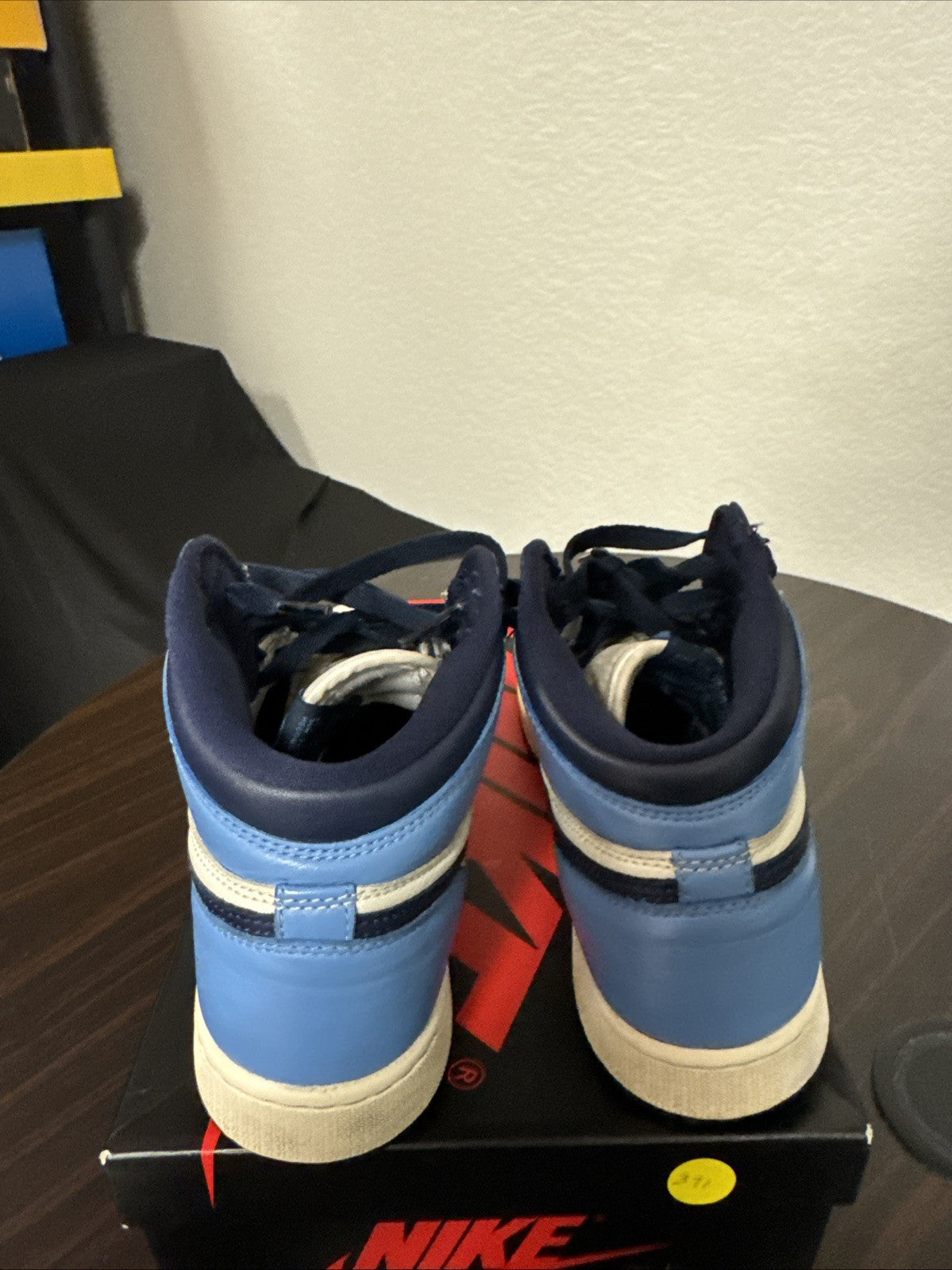 Size 7y - Jordan 1 Retro OG High Obsidian UNC 2019