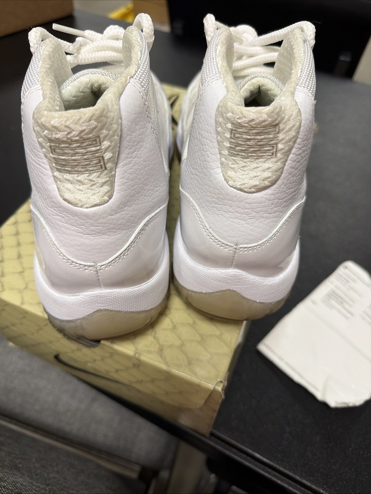 Nike Air Jordan 11 Retro Silver Anniversary 408201-101 Men's Size 10