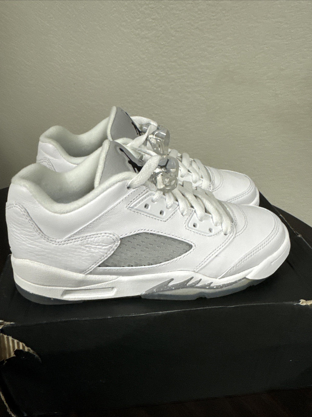 Size 5Y - Nike Air Jordan 5 Retro Low GS "White Wolf Grey"  "2015"