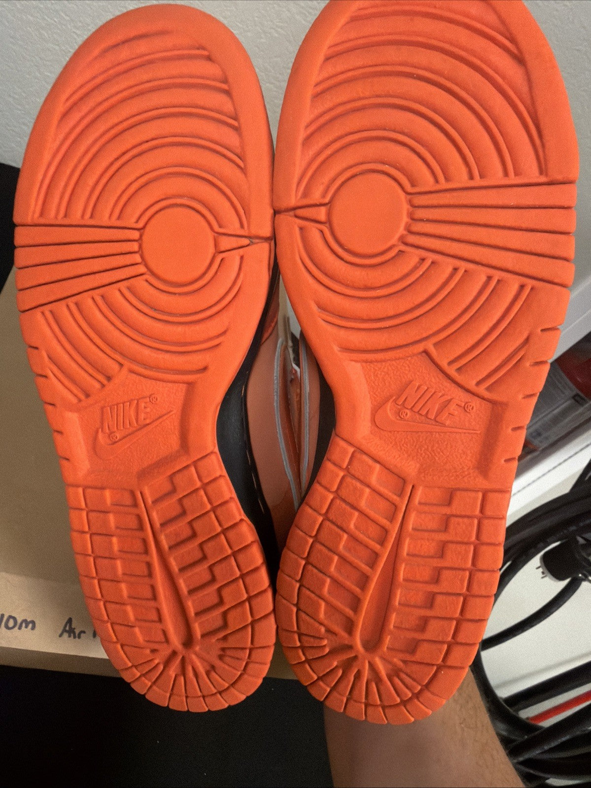 PREOWNED Nike SB Dunk Low Orange Lobster Size 10