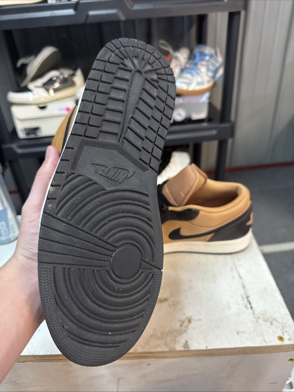 Size 11 - Air Jordan 1 SE Low Flax Baroque Brown | Replacement Box