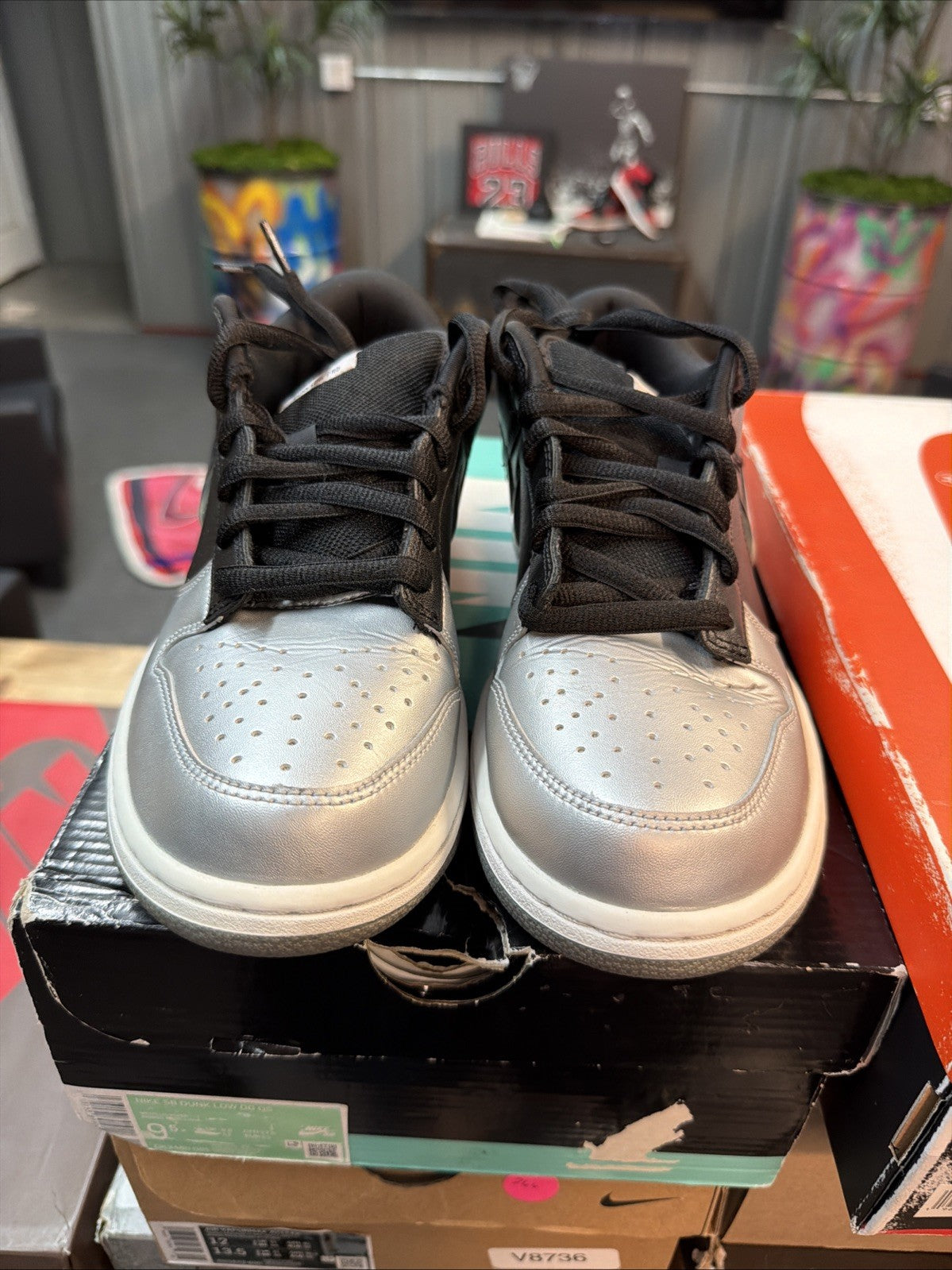 Nike SB Dunk Low Pro Supreme Jewel Swoosh Silver QS Men’s Size 9.5 Sneakers