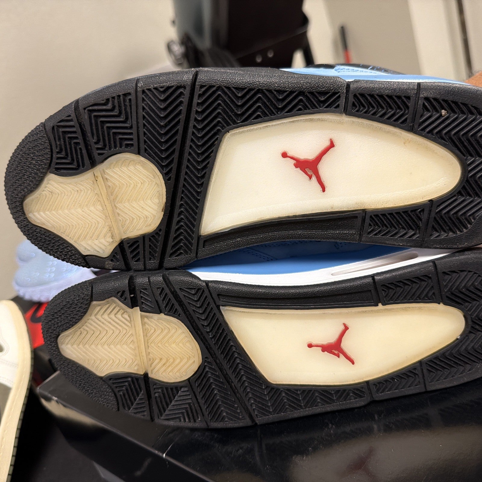 Air Jordan 4 Travis Scott Cactus Jack 4