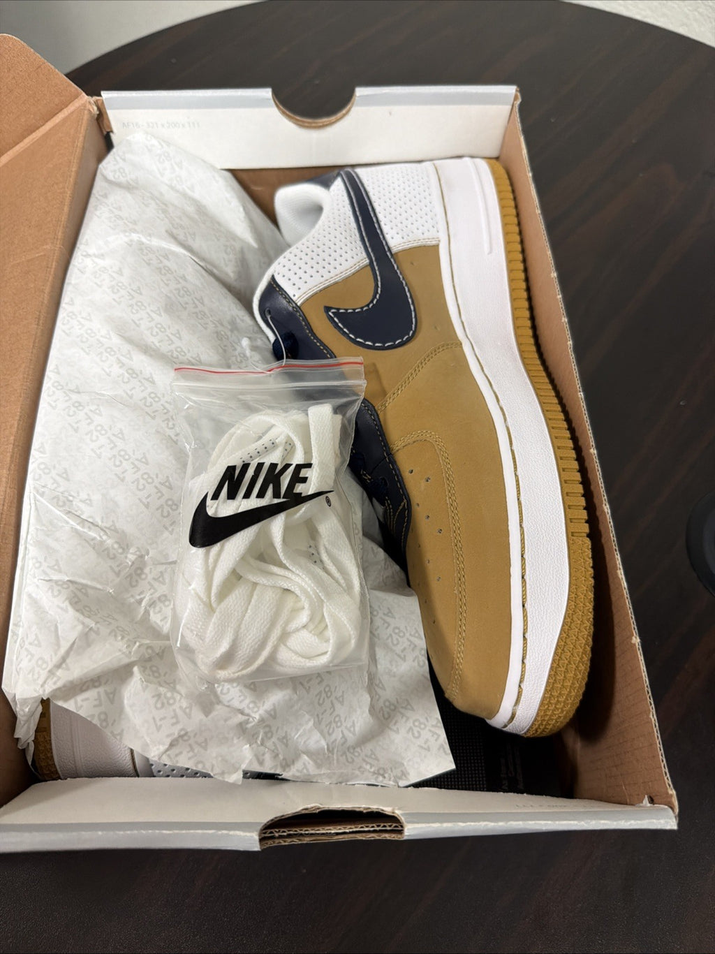 Nike Air Force 1 '07 Low Tan Navy Gum Sole US 9.5 315122-741 Deadstock New