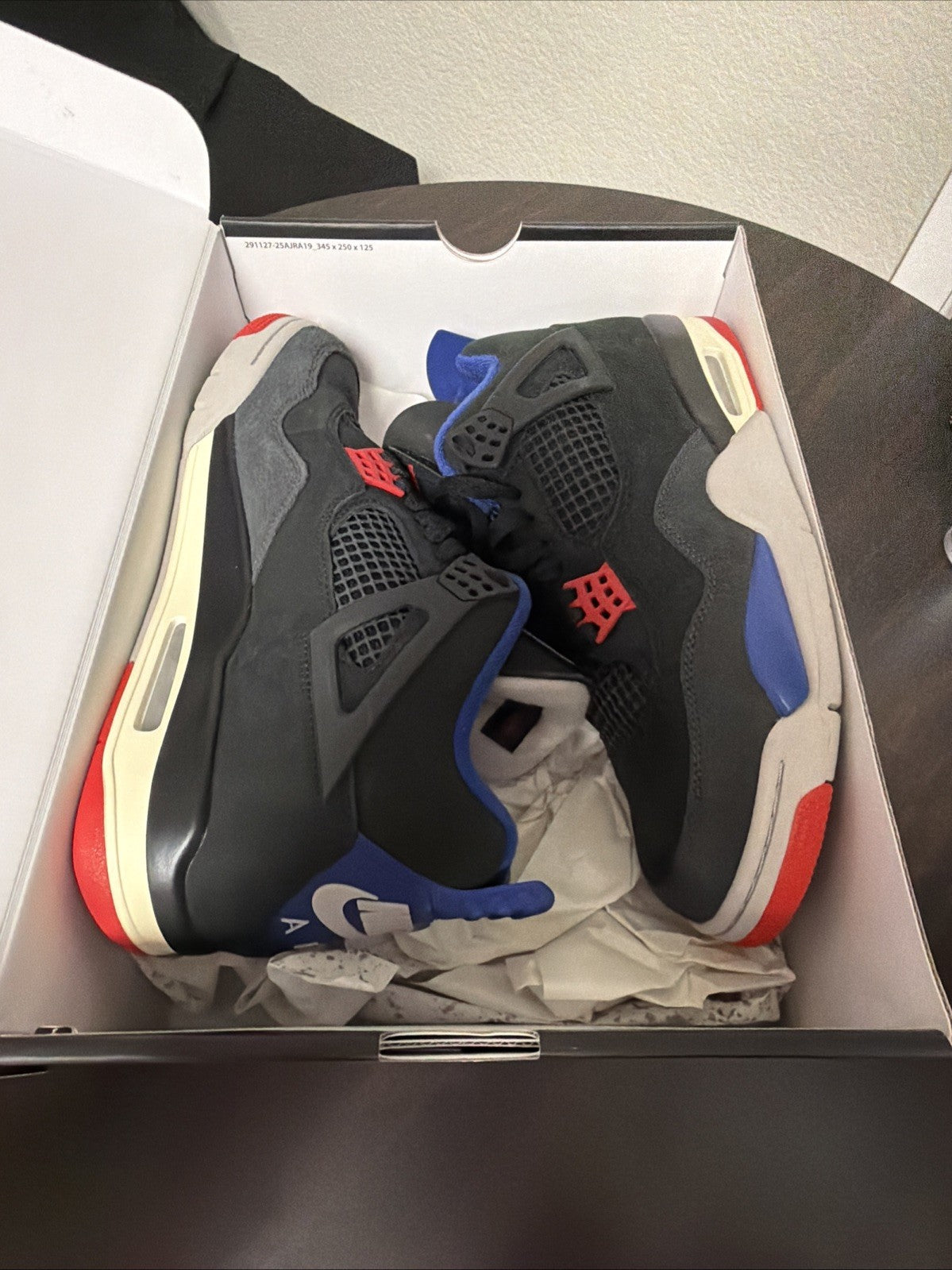 Air Jordan 4 Retro "RARE AIR" 2025 - Size 11 - FV5029 003 (15406-3)