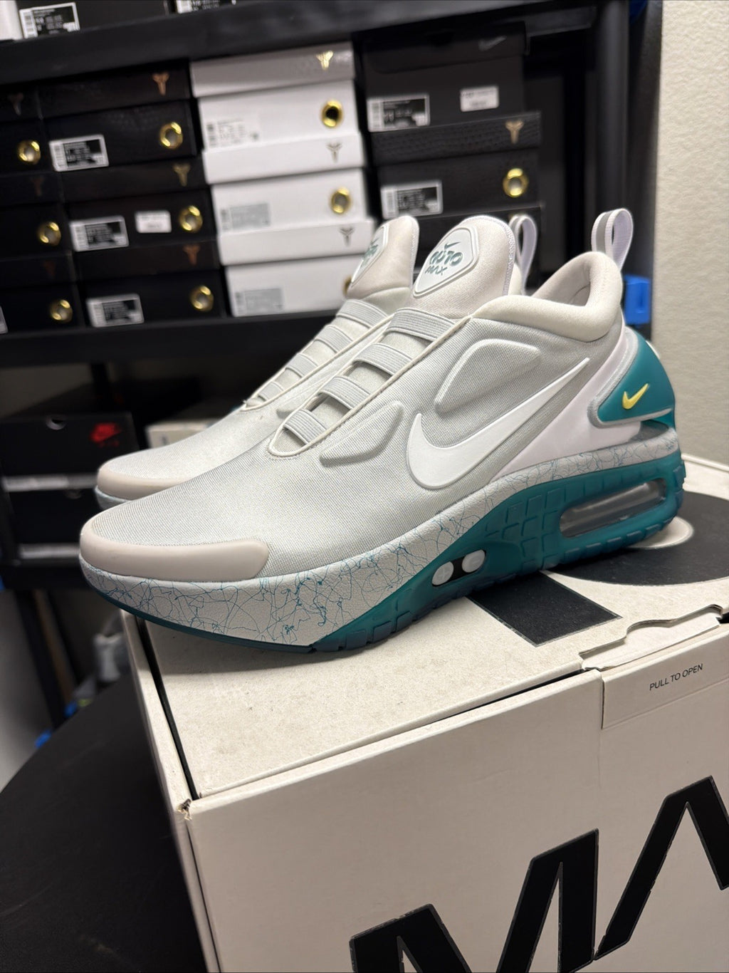 Size 10.5- Nike Adapt Auto Max Jetstream