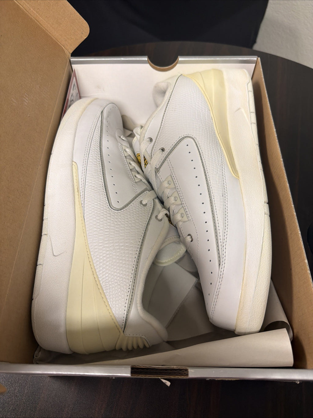 2005 Nike Air Jordan 2 Retro Low "White Varsity Maize" SZ 10.5