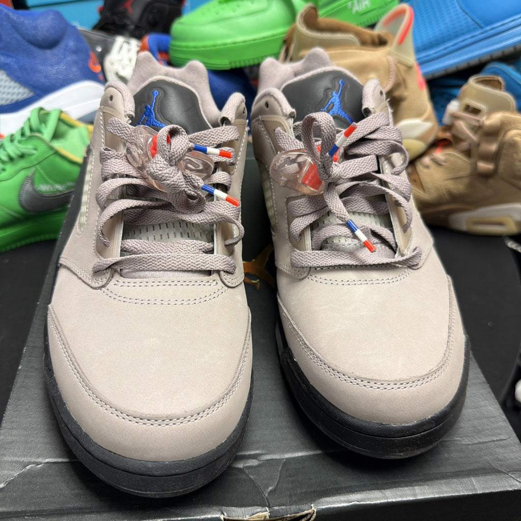 Size 9 - Paris Saint-Germain x Air Jordan 5 Retro Low Paname - New
