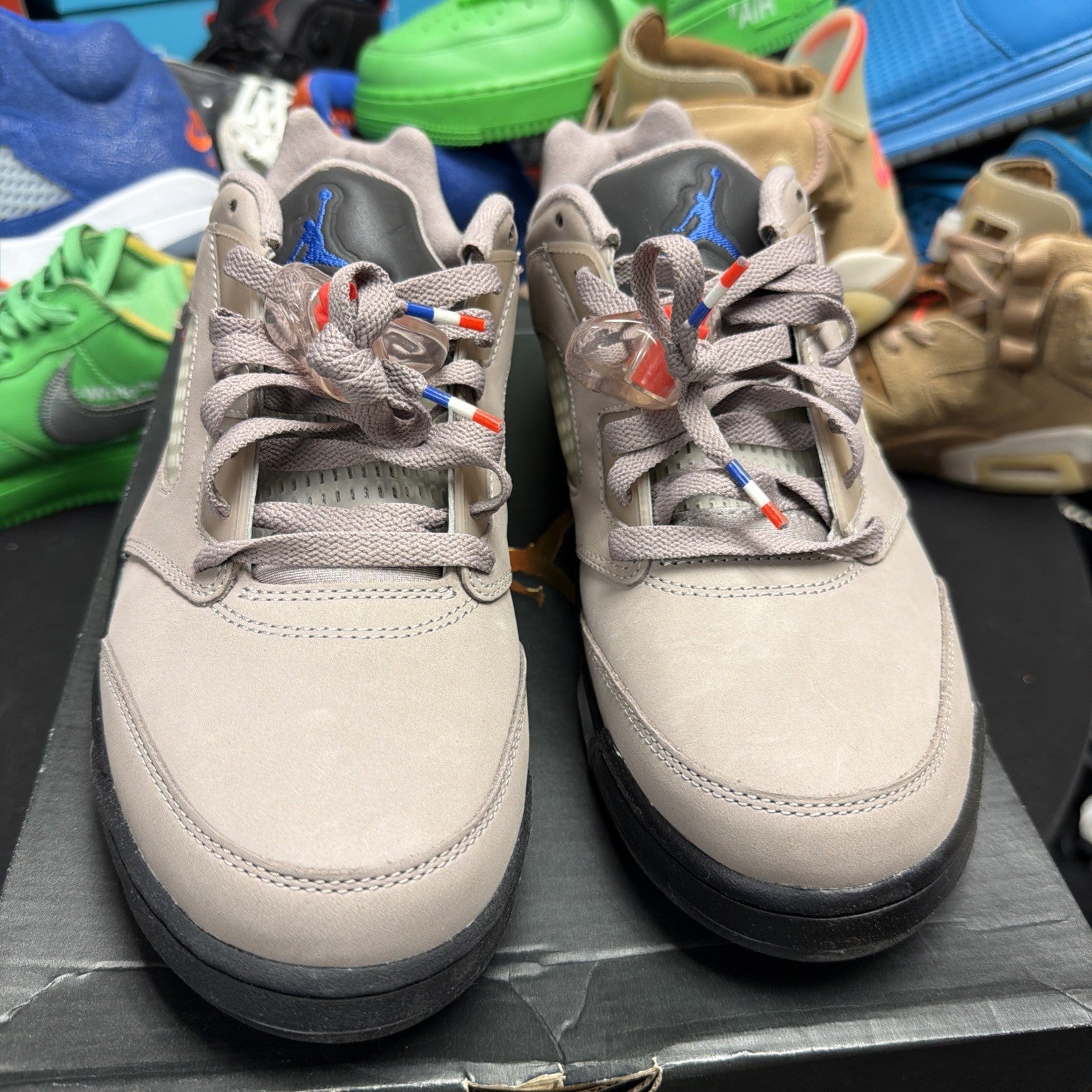 Size 9 - Paris Saint-Germain x Air Jordan 5 Retro Low Paname - New